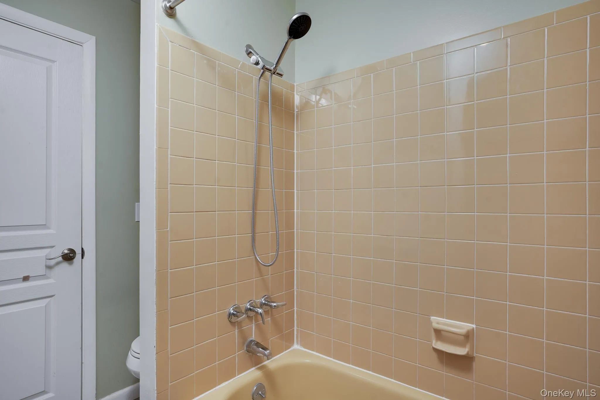 8 Ivy Court, Fishkill, NY, 1 Bedroom Bedrooms, 6 Rooms Rooms,1 BathroomBathrooms,Residential Lease,For Rent,Ivy,0,1054228 8 Ivy Court, Fishkill, NY, 1 Bedroom Bedrooms, 6 Rooms Rooms,1 BathroomBathrooms,Residential Lease,For Rent,Ivy,0,1054228
