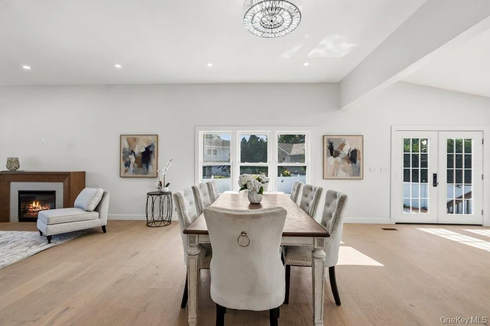 31 Seton Court, Oyster Bay, NY, 4 Bedrooms Bedrooms, 8 Rooms Rooms,4 BathroomsBathrooms,Residential,For Rent,Seton,0,1054231 31 Seton Court, Oyster Bay, NY, 4 Bedrooms Bedrooms, 8 Rooms Rooms,4 BathroomsBathrooms,Residential,For Rent,Seton,0,1054231