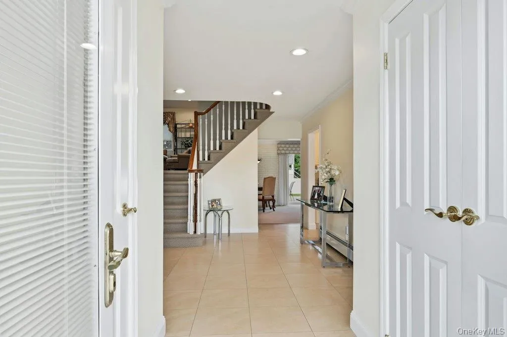 2039 Blanche Lane, Hempstead, NY, 4 Bedrooms Bedrooms, 9 Rooms Rooms,2 BathroomsBathrooms,Residential,For Rent,Blanche,0,1054235 2039 Blanche Lane, Hempstead, NY, 4 Bedrooms Bedrooms, 9 Rooms Rooms,2 BathroomsBathrooms,Residential,For Rent,Blanche,0,1054235
