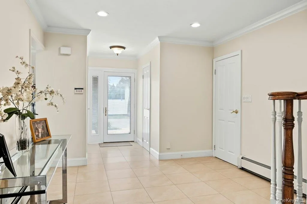 2039 Blanche Lane, Hempstead, NY, 4 Bedrooms Bedrooms, 9 Rooms Rooms,2 BathroomsBathrooms,Residential,For Rent,Blanche,0,1054235 2039 Blanche Lane, Hempstead, NY, 4 Bedrooms Bedrooms, 9 Rooms Rooms,2 BathroomsBathrooms,Residential,For Rent,Blanche,0,1054235