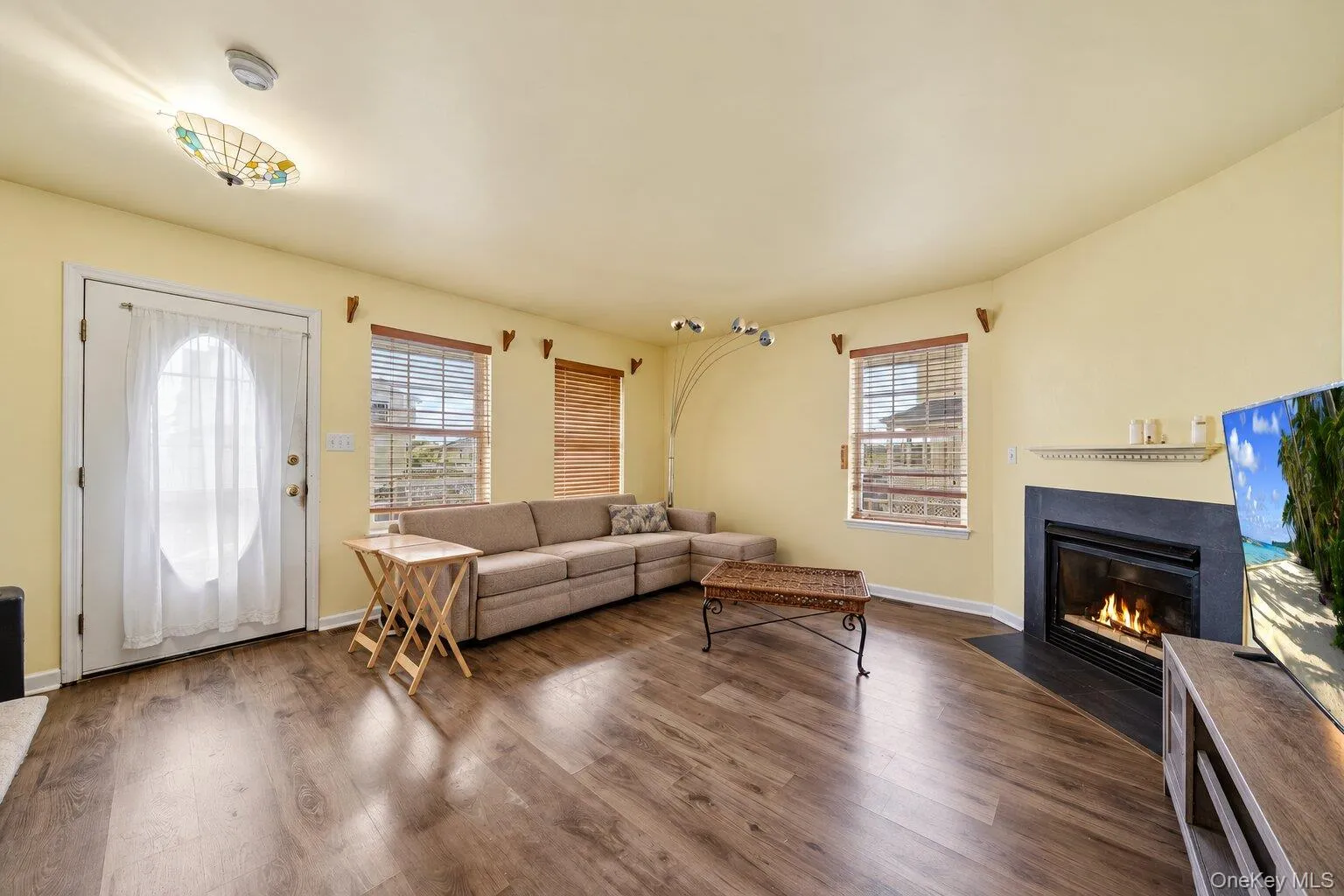 4 Lindsey Road, Warwick (town), NY, 3 Bedrooms Bedrooms, 8 Rooms Rooms,2 BathroomsBathrooms,Residential,For Rent,Lindsey,0,1054237 4 Lindsey Road, Warwick (town), NY, 3 Bedrooms Bedrooms, 8 Rooms Rooms,2 BathroomsBathrooms,Residential,For Rent,Lindsey,0,1054237