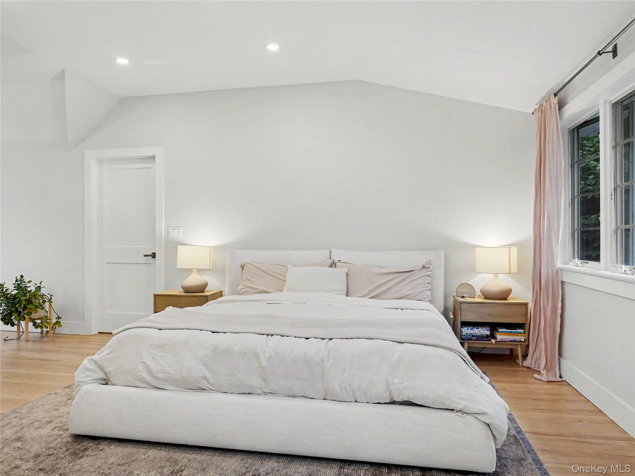 67 Heatherdell Road, Greenburgh, NY, 4 Bedroom Bedrooms, 12 Room Rooms,3 BathroomBathrooms,Residential Lease,For Rent,Heatherdell,0,1054242 67 Heatherdell Road, Greenburgh, NY, 4 Bedroom Bedrooms, 12 Room Rooms,3 BathroomBathrooms,Residential Lease,For Rent,Heatherdell,0,1054242