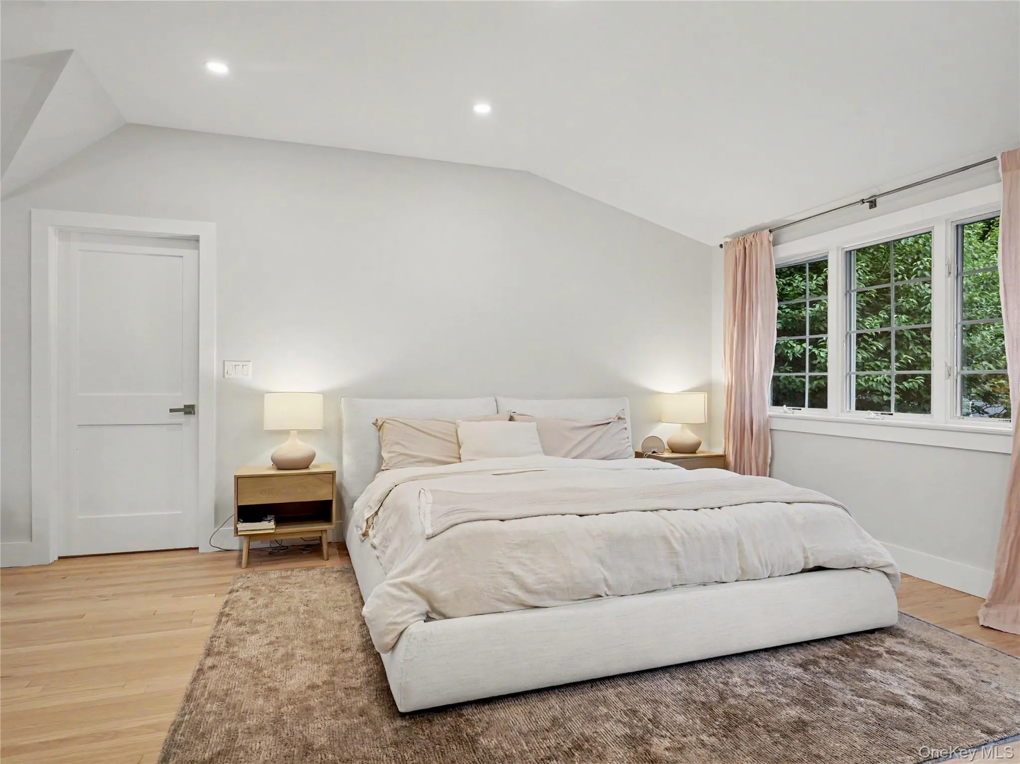 67 Heatherdell Road, Greenburgh, NY, 4 Bedroom Bedrooms, 12 Room Rooms,3 BathroomBathrooms,Residential Lease,For Rent,Heatherdell,0,1054242 67 Heatherdell Road, Greenburgh, NY, 4 Bedroom Bedrooms, 12 Room Rooms,3 BathroomBathrooms,Residential Lease,For Rent,Heatherdell,0,1054242