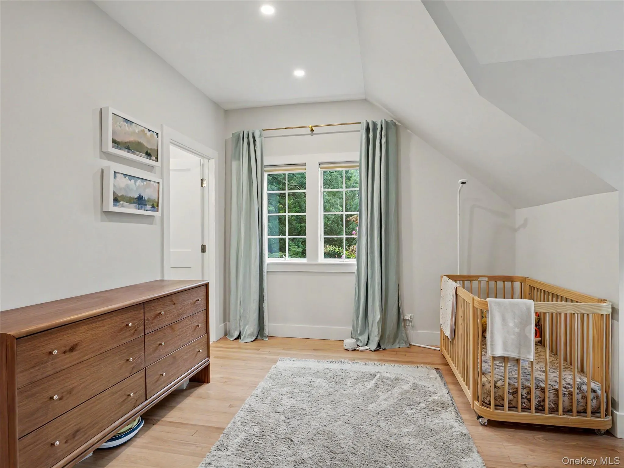 67 Heatherdell Road, Greenburgh, NY, 4 Bedroom Bedrooms, 12 Room Rooms,3 BathroomBathrooms,Residential Lease,For Rent,Heatherdell,0,1054242 67 Heatherdell Road, Greenburgh, NY, 4 Bedroom Bedrooms, 12 Room Rooms,3 BathroomBathrooms,Residential Lease,For Rent,Heatherdell,0,1054242