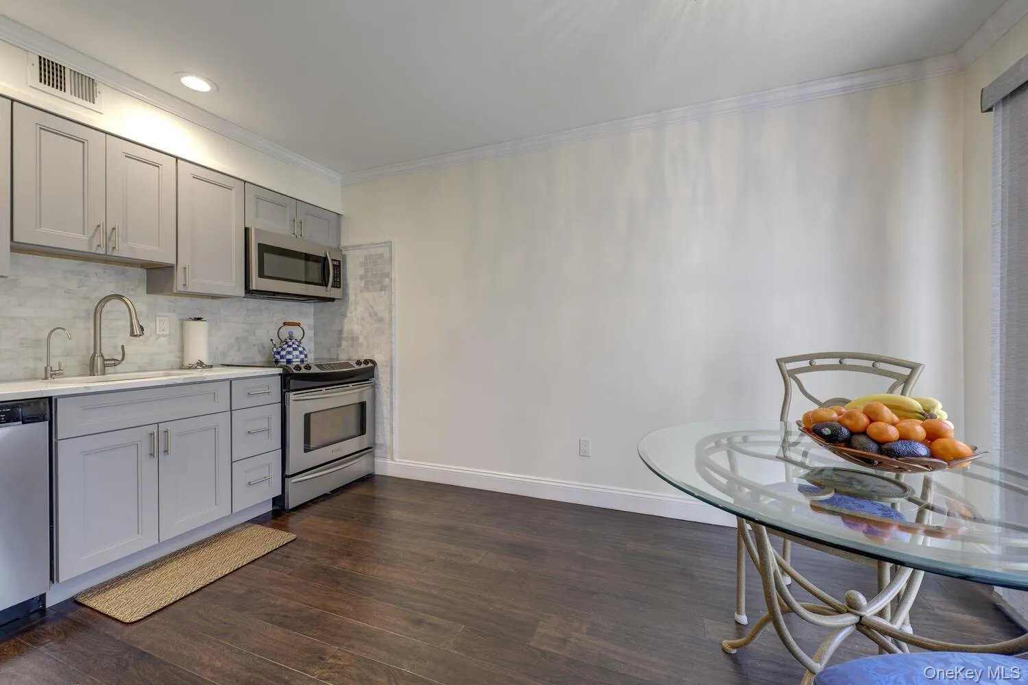 2 Woodtree Drive, Oyster Bay, NY, 3 Bedrooms Bedrooms, 6 Rooms Rooms,2 BathroomsBathrooms,Residential,For Rent,Woodtree,0,1054251 2 Woodtree Drive, Oyster Bay, NY, 3 Bedrooms Bedrooms, 6 Rooms Rooms,2 BathroomsBathrooms,Residential,For Rent,Woodtree,0,1054251