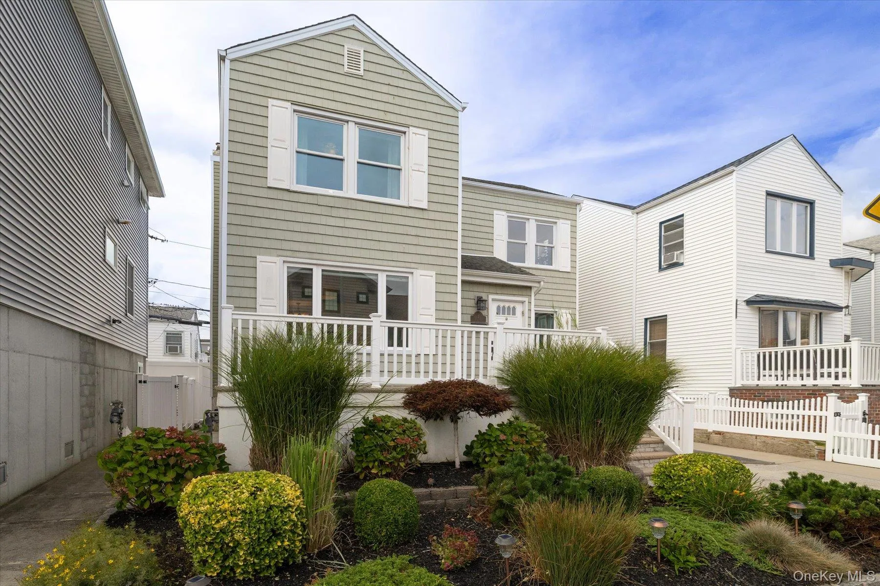 7 Vinton Street, Long Beach, NY, 4 Bedrooms Bedrooms, 8 Rooms Rooms,1 BathroomBathrooms,Residential,For Rent,Vinton,0,1054257 7 Vinton Street, Long Beach, NY, 4 Bedrooms Bedrooms, 8 Rooms Rooms,1 BathroomBathrooms,Residential,For Rent,Vinton,0,1054257