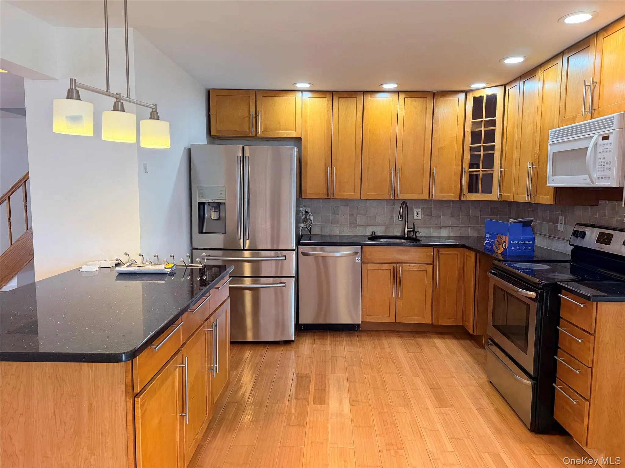 4 Carriage Ln, Hempstead, NY, 4 Bedrooms Bedrooms, 8 Rooms Rooms,2 BathroomsBathrooms,Residential Lease,For Rent,Ln,0,1054258 4 Carriage Ln, Hempstead, NY, 4 Bedrooms Bedrooms, 8 Rooms Rooms,2 BathroomsBathrooms,Residential Lease,For Rent,Ln,0,1054258