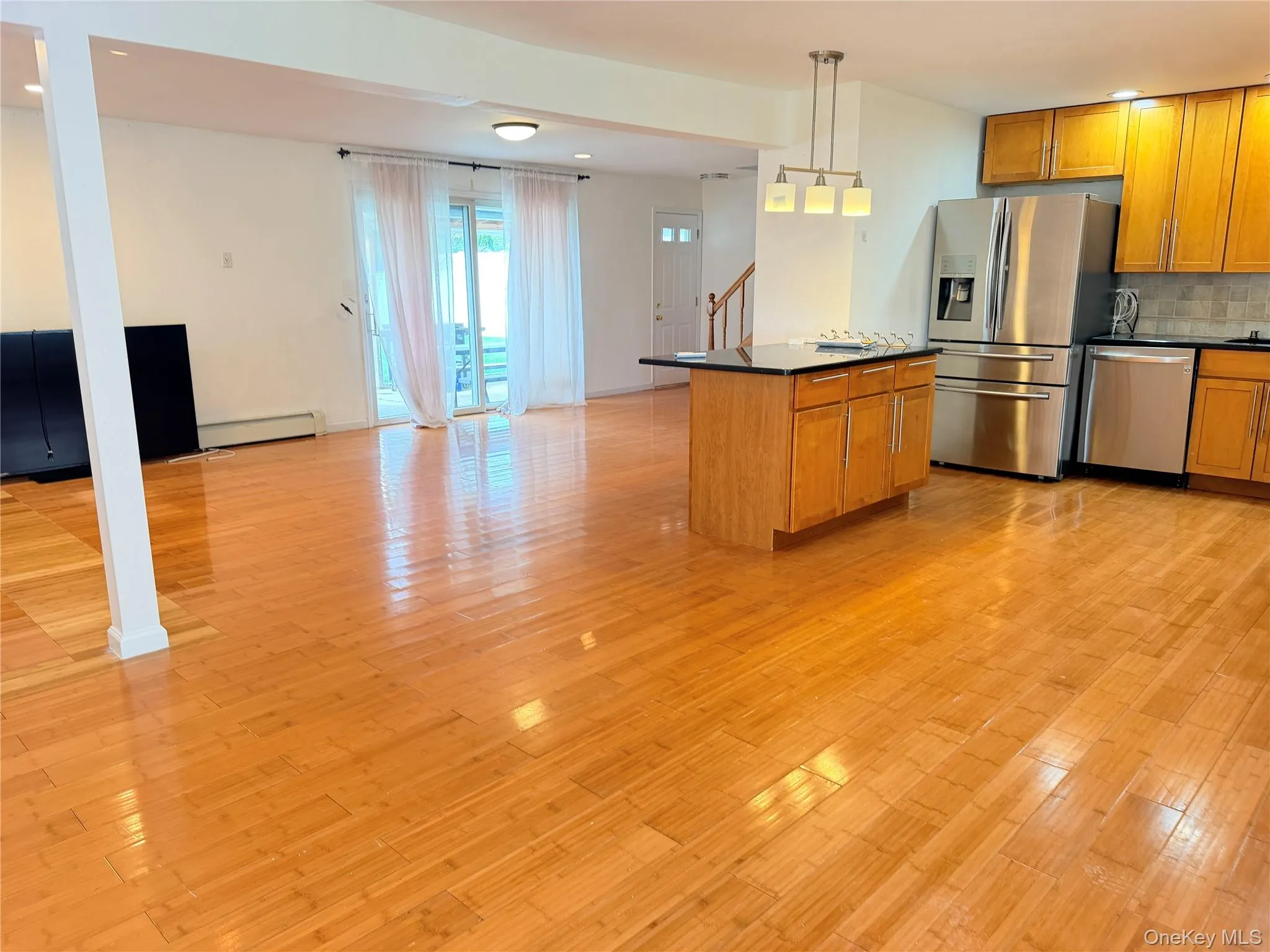 4 Carriage Ln, Hempstead, NY, 4 Bedrooms Bedrooms, 8 Rooms Rooms,2 BathroomsBathrooms,Residential Lease,For Rent,Ln,0,1054258 4 Carriage Ln, Hempstead, NY, 4 Bedrooms Bedrooms, 8 Rooms Rooms,2 BathroomsBathrooms,Residential Lease,For Rent,Ln,0,1054258