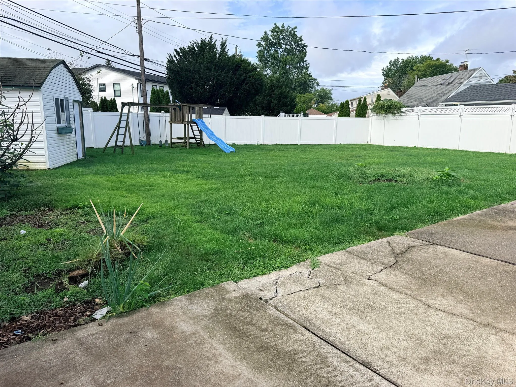 4 Carriage Ln, Hempstead, NY, 4 Bedrooms Bedrooms, 8 Rooms Rooms,2 BathroomsBathrooms,Residential Lease,For Rent,Ln,0,1054258 4 Carriage Ln, Hempstead, NY, 4 Bedrooms Bedrooms, 8 Rooms Rooms,2 BathroomsBathrooms,Residential Lease,For Rent,Ln,0,1054258