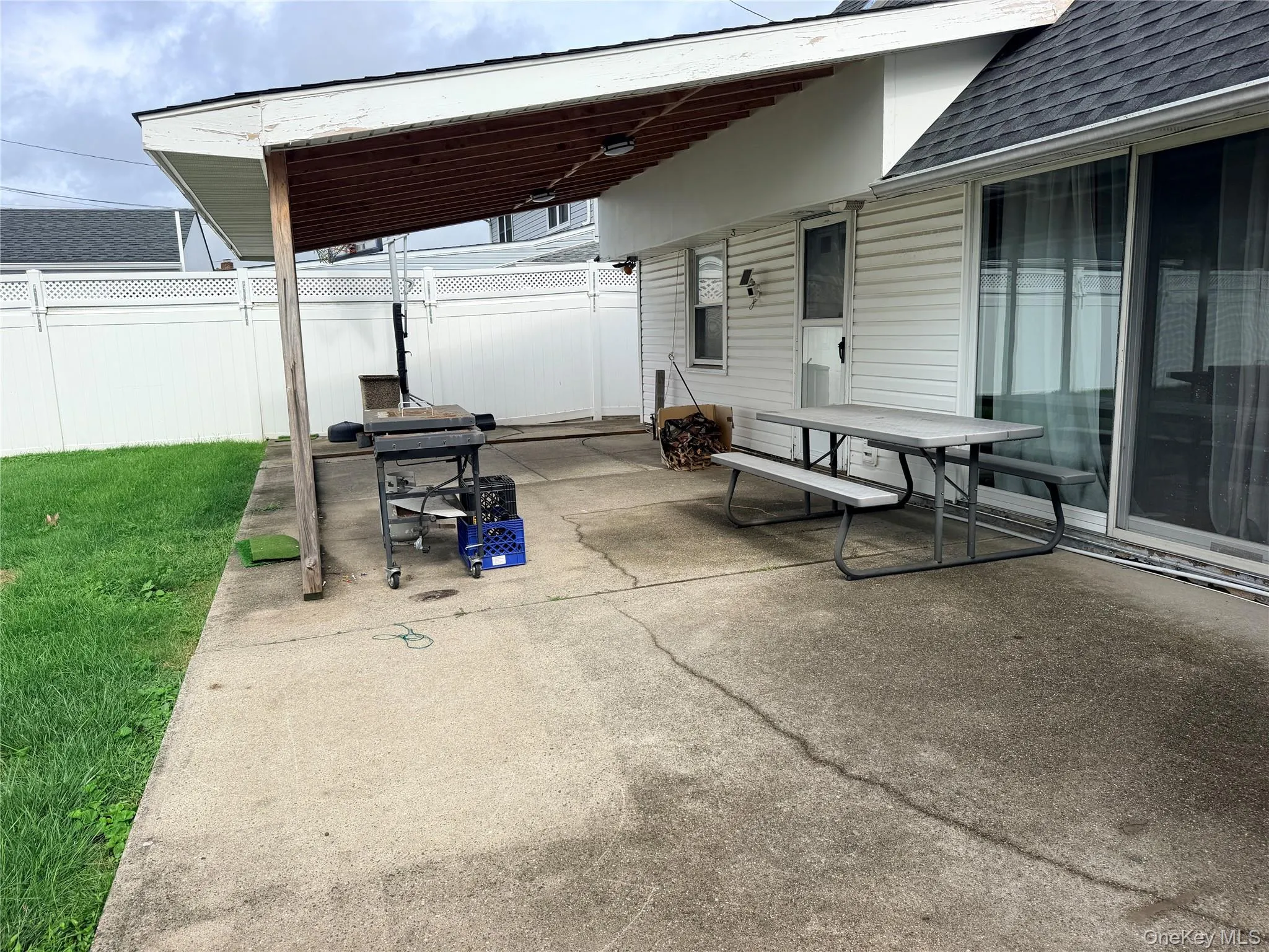 4 Carriage Ln, Hempstead, NY, 4 Bedrooms Bedrooms, 8 Rooms Rooms,2 BathroomsBathrooms,Residential Lease,For Rent,Ln,0,1054258 4 Carriage Ln, Hempstead, NY, 4 Bedrooms Bedrooms, 8 Rooms Rooms,2 BathroomsBathrooms,Residential Lease,For Rent,Ln,0,1054258