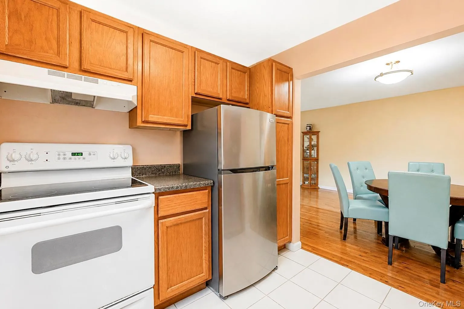 2439 Union Boulevard, Islip, NY, 1 Bedroom Bedrooms, 4 Rooms Rooms,1 BathroomBathrooms,Residential,For Rent,Union,0,1054259 2439 Union Boulevard, Islip, NY, 1 Bedroom Bedrooms, 4 Rooms Rooms,1 BathroomBathrooms,Residential,For Rent,Union,0,1054259