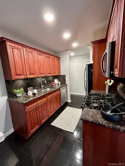 1750 Main Street, Riverhead, NY, 1 Bedroom Bedrooms, 4 Rooms Rooms,1 BathroomBathrooms,Residential Lease,For Rent,Main,0,1054262 1750 Main Street, Riverhead, NY, 1 Bedroom Bedrooms, 4 Rooms Rooms,1 BathroomBathrooms,Residential Lease,For Rent,Main,0,1054262