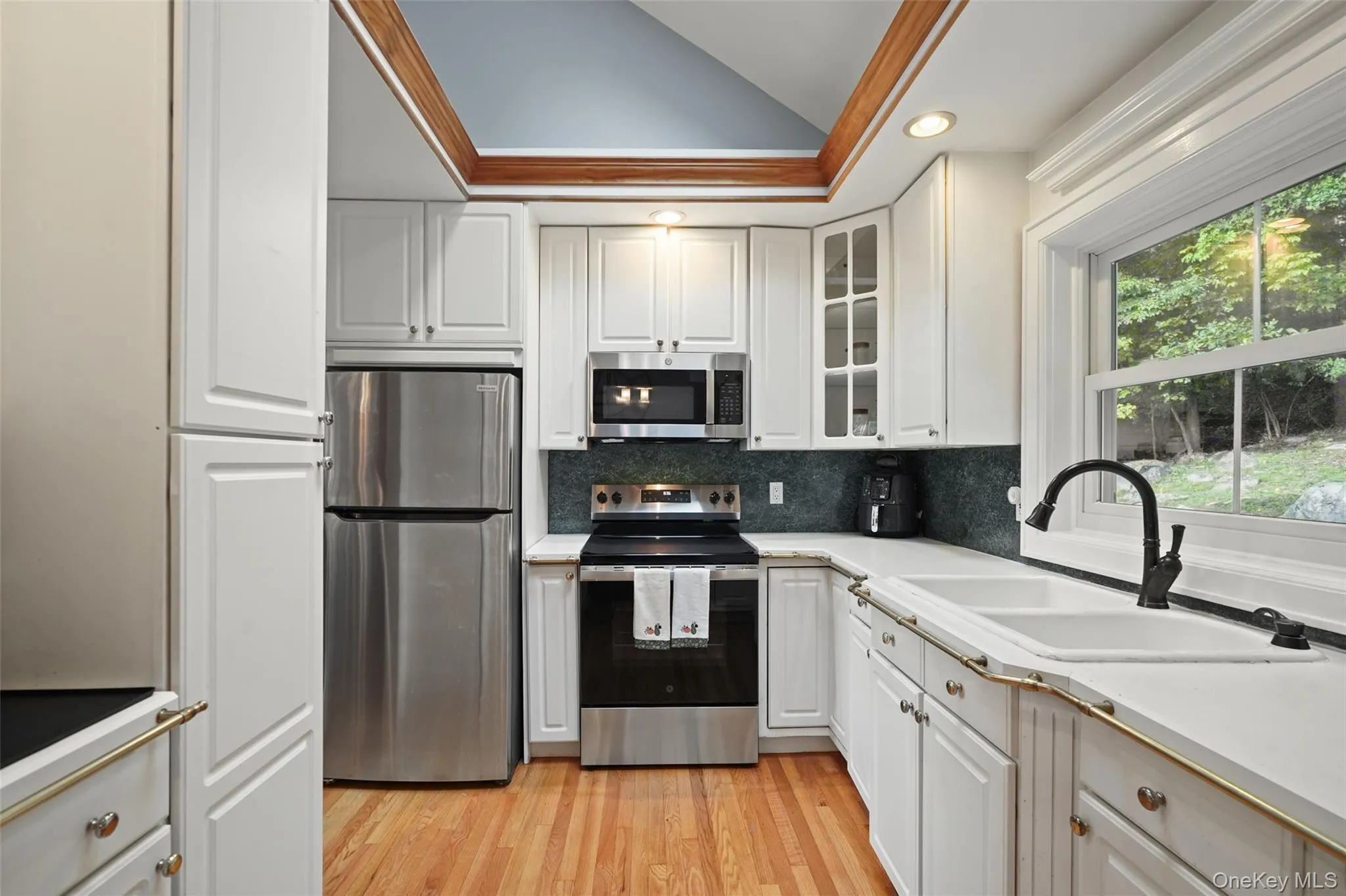 17 Glenna Drive, Carmel, NY, 3 Bedrooms Bedrooms, 7 Rooms Rooms,3 BathroomsBathrooms,Residential,For Rent,Glenna,0,1054267 17 Glenna Drive, Carmel, NY, 3 Bedrooms Bedrooms, 7 Rooms Rooms,3 BathroomsBathrooms,Residential,For Rent,Glenna,0,1054267