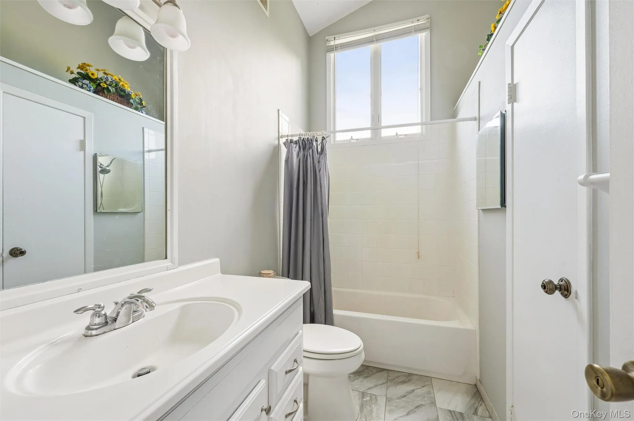 6 Turtle Pond Road, Southampton, NY, 4 Bedrooms Bedrooms, 5 Rooms Rooms,2 BathroomsBathrooms,Residential,For Rent,Turtle Pond,0,1054275 6 Turtle Pond Road, Southampton, NY, 4 Bedrooms Bedrooms, 5 Rooms Rooms,2 BathroomsBathrooms,Residential,For Rent,Turtle Pond,0,1054275