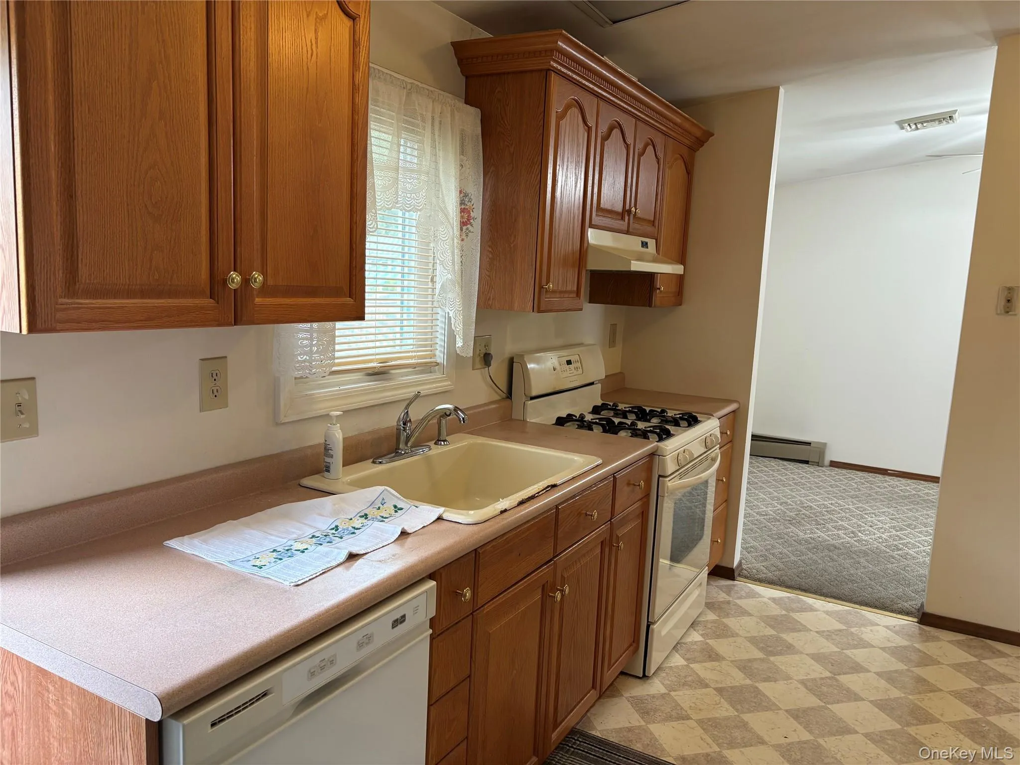 100 John Street, Saugerties, NY, 3 Bedrooms Bedrooms, 6 Rooms Rooms,2 BathroomsBathrooms,Residential,For Rent,John,0,1054276 100 John Street, Saugerties, NY, 3 Bedrooms Bedrooms, 6 Rooms Rooms,2 BathroomsBathrooms,Residential,For Rent,John,0,1054276
