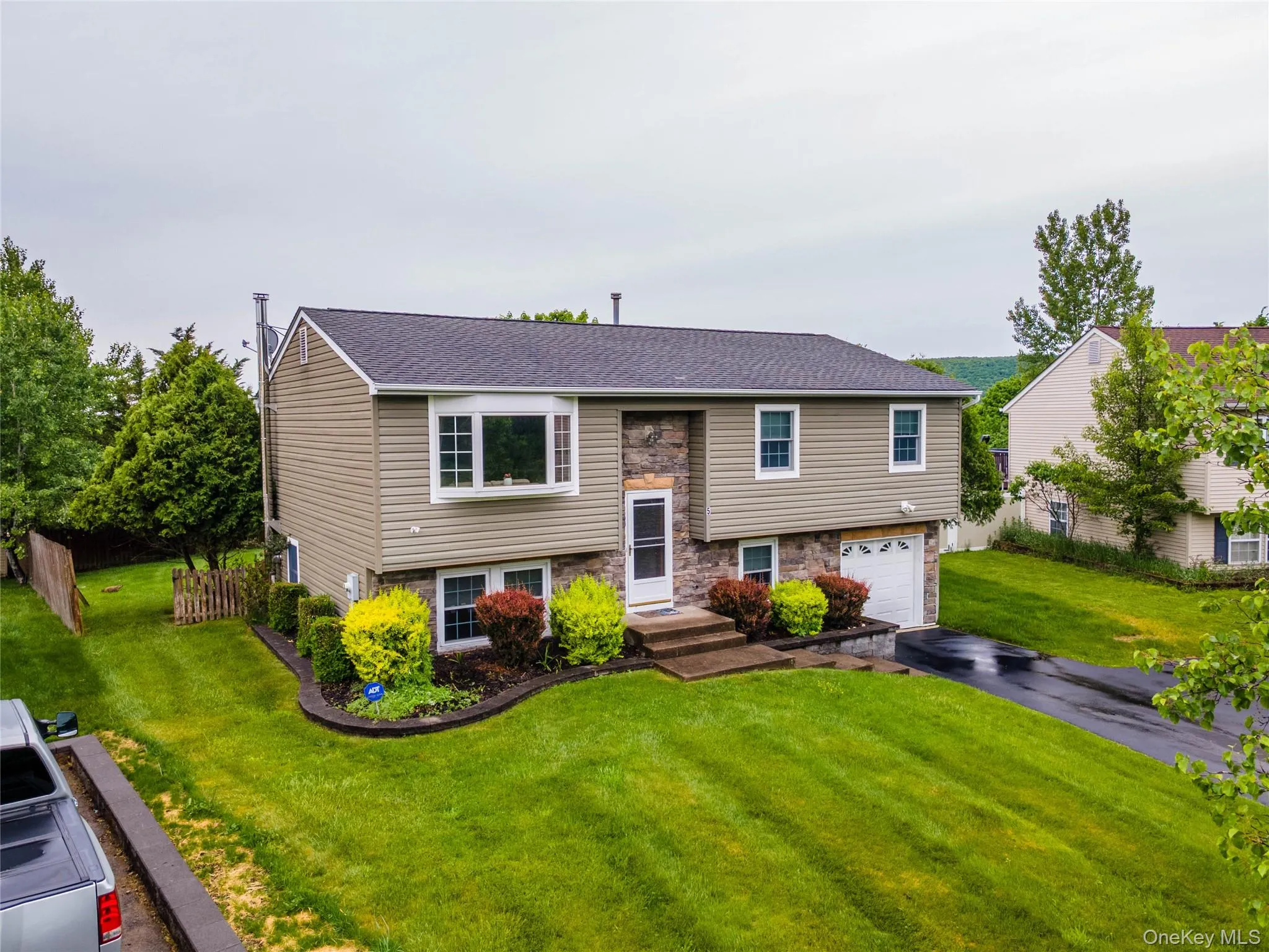 5 Columbia Circle, Woodbury, NY, 4 Bedrooms Bedrooms, 11 Rooms Rooms,2 BathroomsBathrooms,Residential,For Rent,Columbia,0,1054281 5 Columbia Circle, Woodbury, NY, 4 Bedrooms Bedrooms, 11 Rooms Rooms,2 BathroomsBathrooms,Residential,For Rent,Columbia,0,1054281