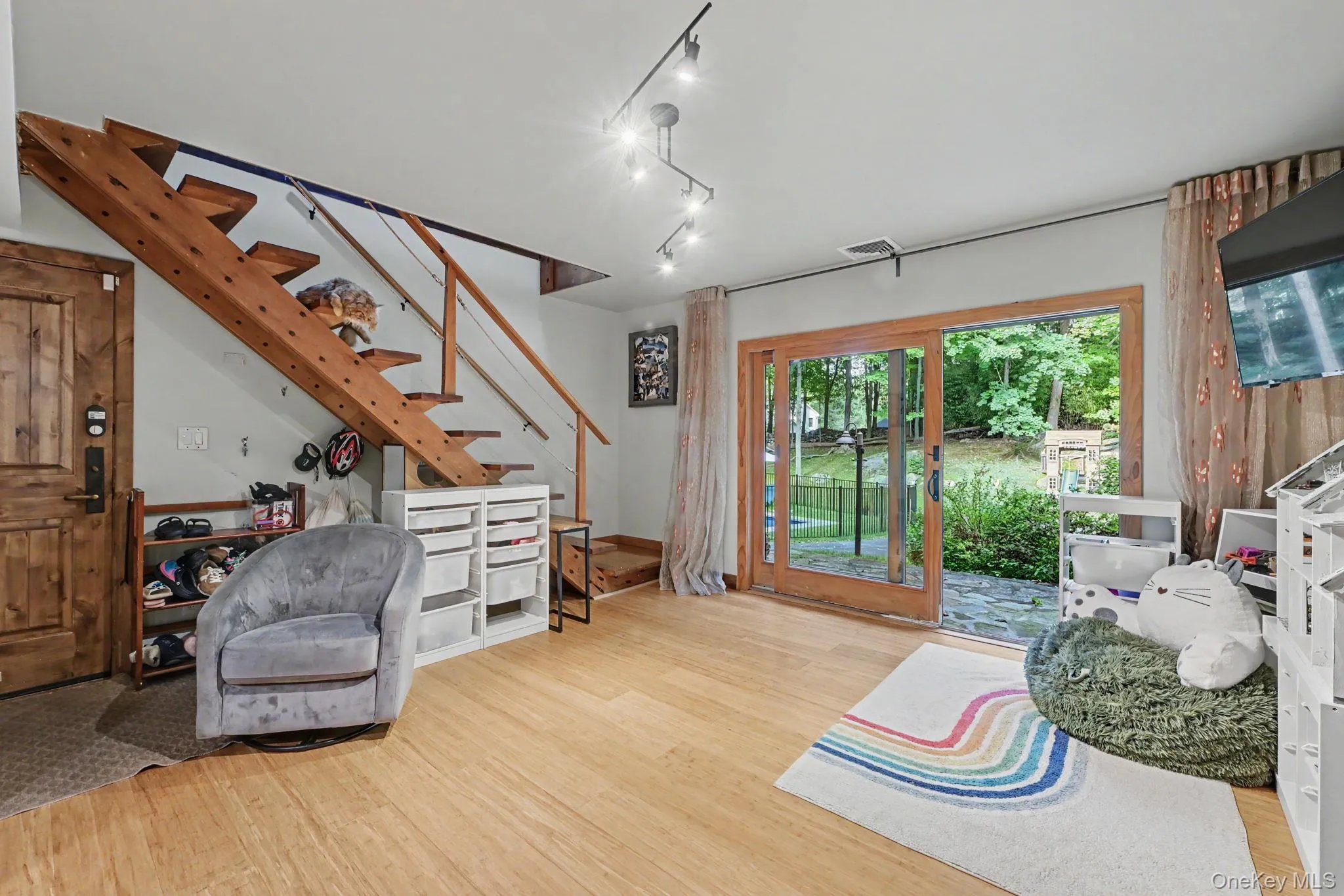380 Long Ridge Road, Pound Ridge, NY, 3 Bedrooms Bedrooms, 9 Rooms Rooms,2 BathroomsBathrooms,Residential,For Rent,Long Ridge,0,1054284 380 Long Ridge Road, Pound Ridge, NY, 3 Bedrooms Bedrooms, 9 Rooms Rooms,2 BathroomsBathrooms,Residential,For Rent,Long Ridge,0,1054284