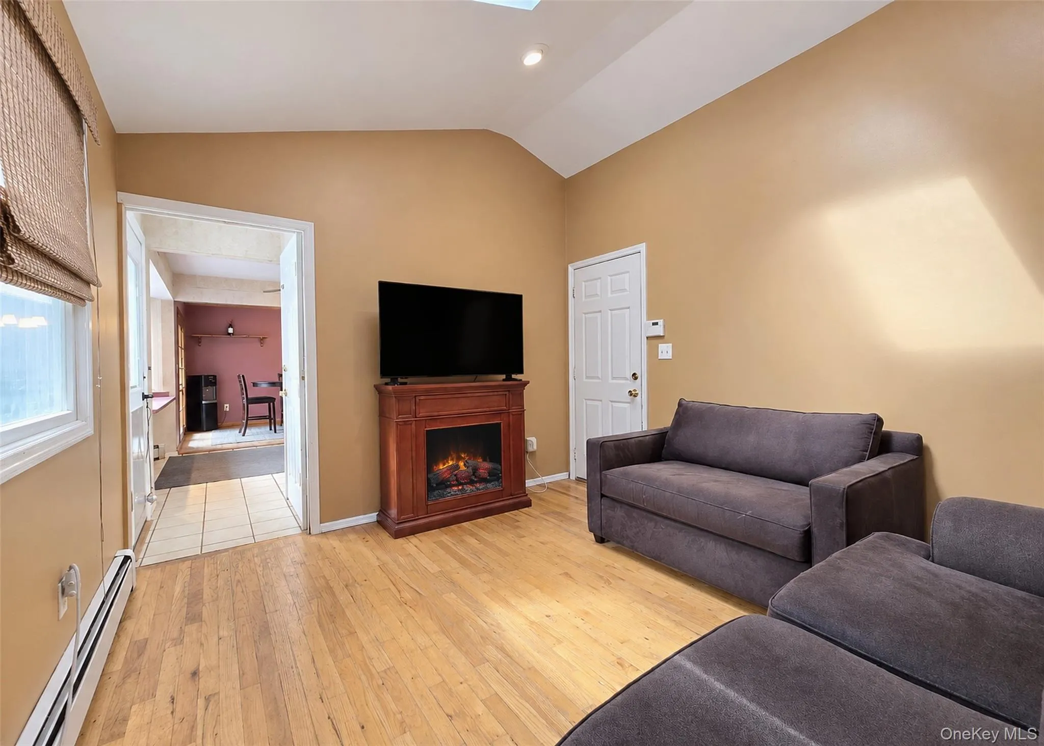 2 Renwick Road, Brookhaven, NY, 3 Bedrooms Bedrooms, 7 Rooms Rooms,2 BathroomsBathrooms,Residential,For Rent,Renwick,0,1054287 2 Renwick Road, Brookhaven, NY, 3 Bedrooms Bedrooms, 7 Rooms Rooms,2 BathroomsBathrooms,Residential,For Rent,Renwick,0,1054287