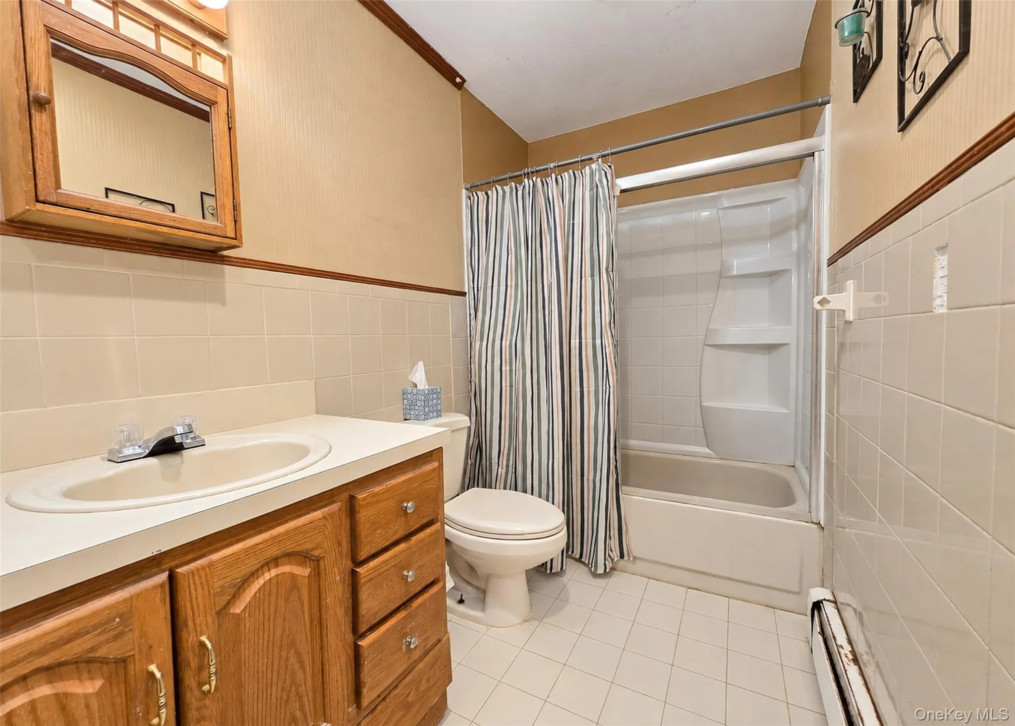 2 Renwick Road, Brookhaven, NY, 3 Bedrooms Bedrooms, 7 Rooms Rooms,2 BathroomsBathrooms,Residential,For Rent,Renwick,0,1054287 2 Renwick Road, Brookhaven, NY, 3 Bedrooms Bedrooms, 7 Rooms Rooms,2 BathroomsBathrooms,Residential,For Rent,Renwick,0,1054287