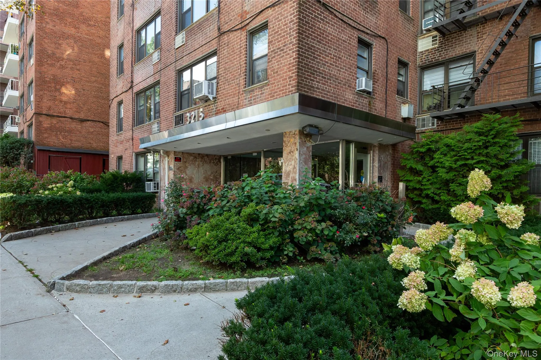 3215 Arlington Avenue, New York, NY, 1 Bedroom Bedrooms, 3 Rooms Rooms,1 BathroomBathrooms,Residential,For Rent,Arlington,0,1054290 3215 Arlington Avenue, New York, NY, 1 Bedroom Bedrooms, 3 Rooms Rooms,1 BathroomBathrooms,Residential,For Rent,Arlington,0,1054290