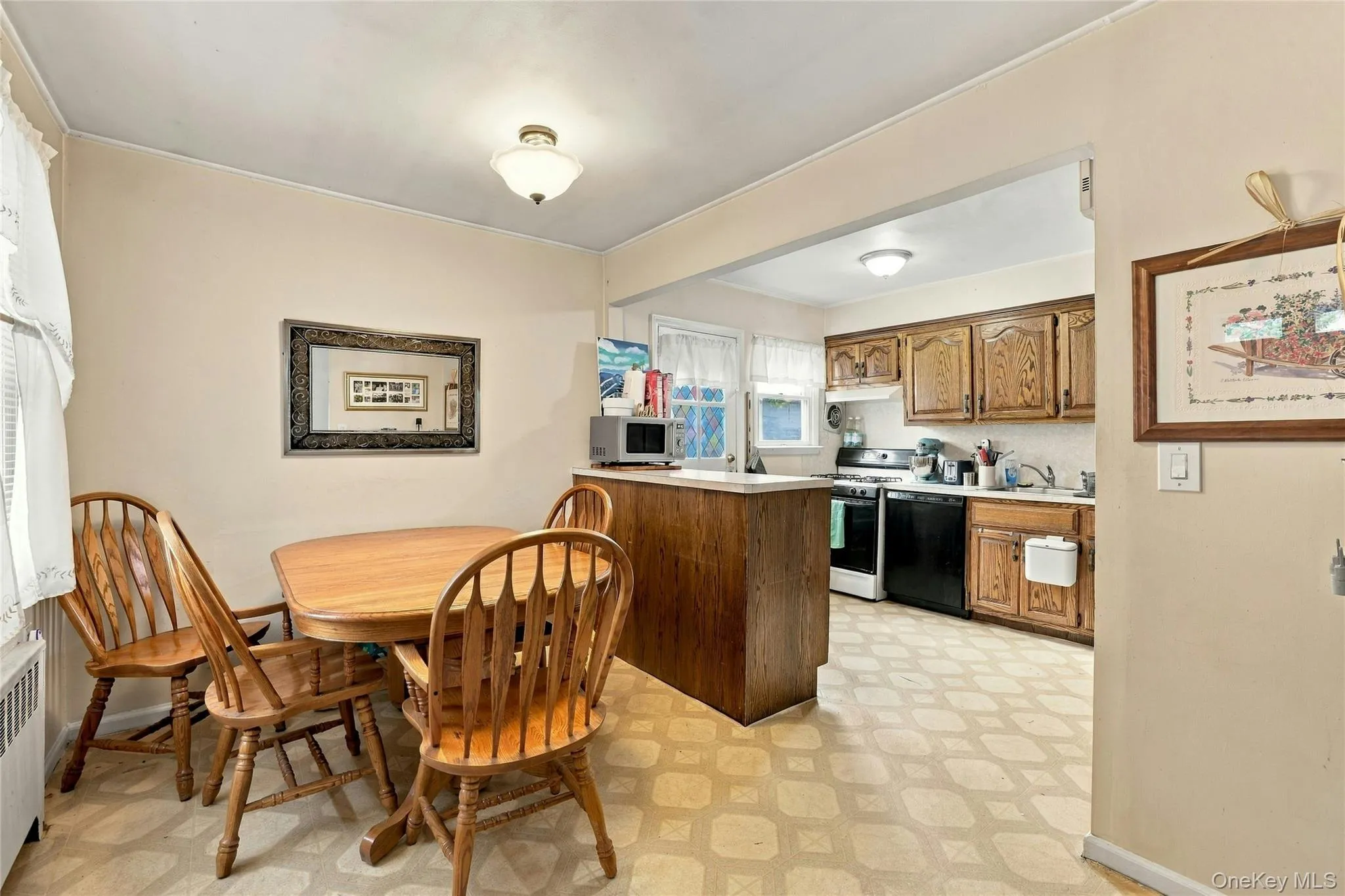 7954 264th Street, New York, NY, 4 Bedrooms Bedrooms, 6 Rooms Rooms,2 BathroomsBathrooms,Residential,For Rent,264th,0,1054291 7954 264th Street, New York, NY, 4 Bedrooms Bedrooms, 6 Rooms Rooms,2 BathroomsBathrooms,Residential,For Rent,264th,0,1054291