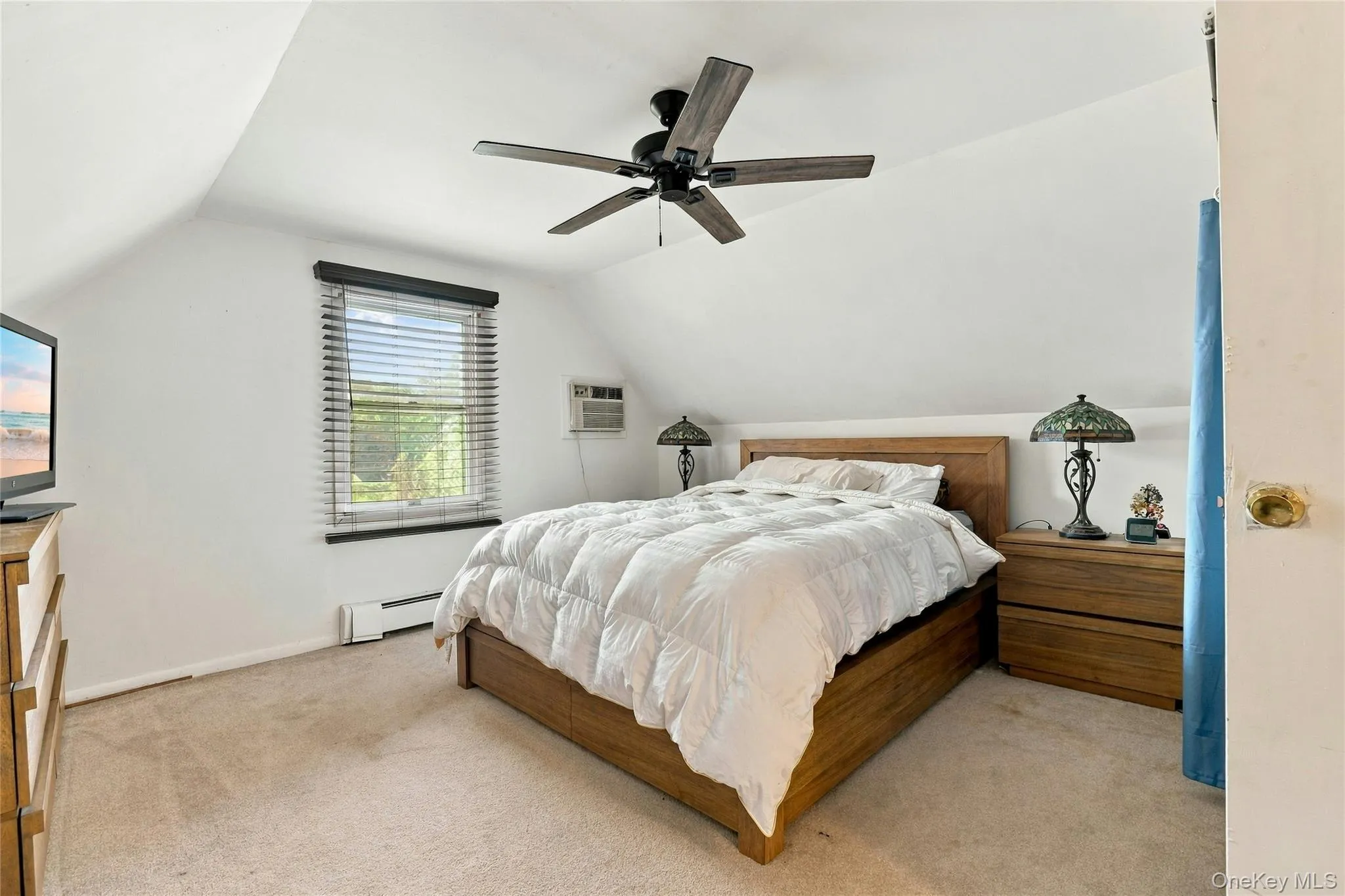 7954 264th Street, New York, NY, 4 Bedrooms Bedrooms, 6 Rooms Rooms,2 BathroomsBathrooms,Residential,For Rent,264th,0,1054291 7954 264th Street, New York, NY, 4 Bedrooms Bedrooms, 6 Rooms Rooms,2 BathroomsBathrooms,Residential,For Rent,264th,0,1054291