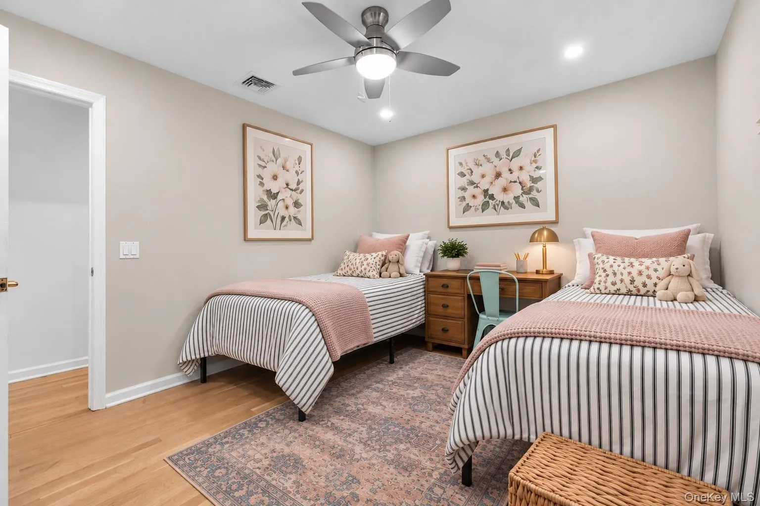 21 Sherbrooke Road, Greenburgh, NY, 4 Bedrooms Bedrooms, 10 Rooms Rooms,3 BathroomsBathrooms,Residential,For Rent,Sherbrooke,0,1054297 21 Sherbrooke Road, Greenburgh, NY, 4 Bedrooms Bedrooms, 10 Rooms Rooms,3 BathroomsBathrooms,Residential,For Rent,Sherbrooke,0,1054297