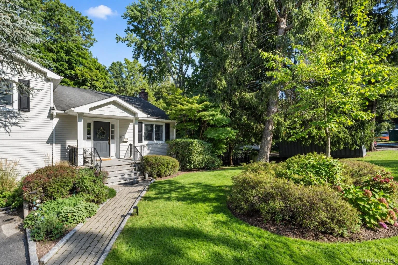 21 Sherbrooke Road, Greenburgh, NY, 4 Bedrooms Bedrooms, 10 Rooms Rooms,3 BathroomsBathrooms,Residential,For Rent,Sherbrooke,0,1054297 21 Sherbrooke Road, Greenburgh, NY, 4 Bedrooms Bedrooms, 10 Rooms Rooms,3 BathroomsBathrooms,Residential,For Rent,Sherbrooke,0,1054297