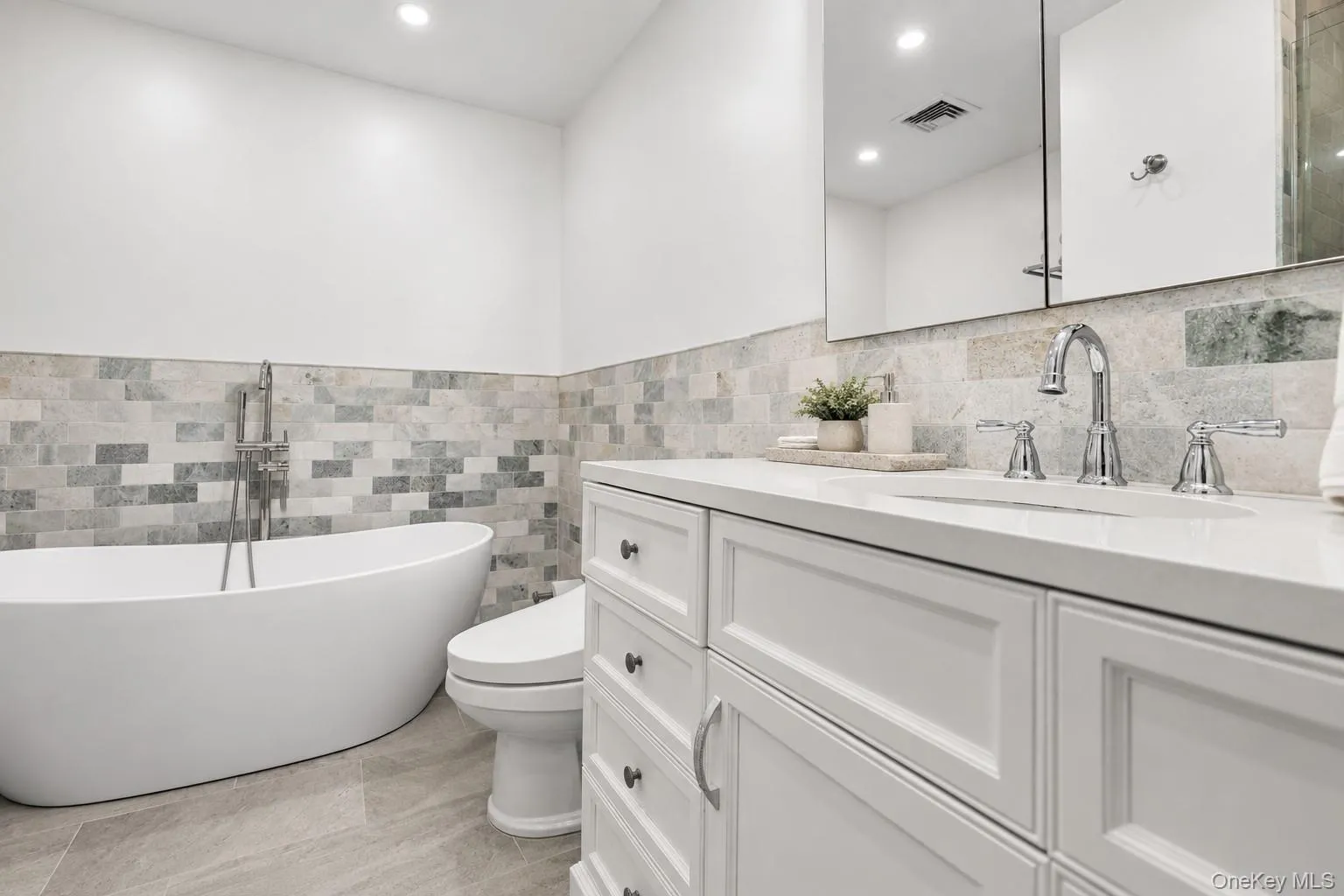 21 Sherbrooke Road, Greenburgh, NY, 4 Bedrooms Bedrooms, 10 Rooms Rooms,3 BathroomsBathrooms,Residential,For Rent,Sherbrooke,0,1054297 21 Sherbrooke Road, Greenburgh, NY, 4 Bedrooms Bedrooms, 10 Rooms Rooms,3 BathroomsBathrooms,Residential,For Rent,Sherbrooke,0,1054297