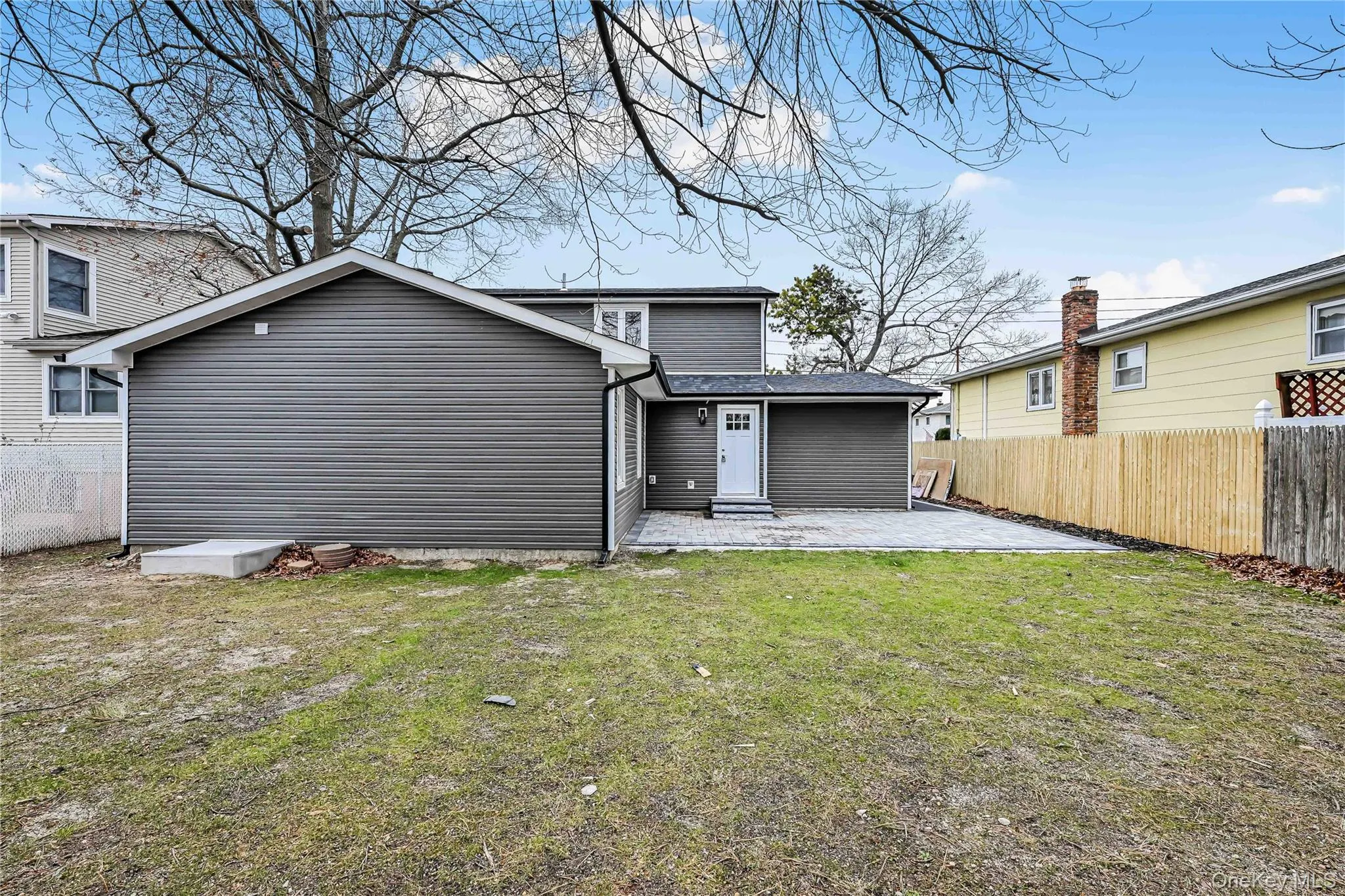 214 Oak Neck, Islip, NY, 4 Bedroom Bedrooms, 10 Room Rooms,3 BathroomBathrooms,Residential Lease,For Rent,Oak Neck,0,1054303 214 Oak Neck, Islip, NY, 4 Bedroom Bedrooms, 10 Room Rooms,3 BathroomBathrooms,Residential Lease,For Rent,Oak Neck,0,1054303
