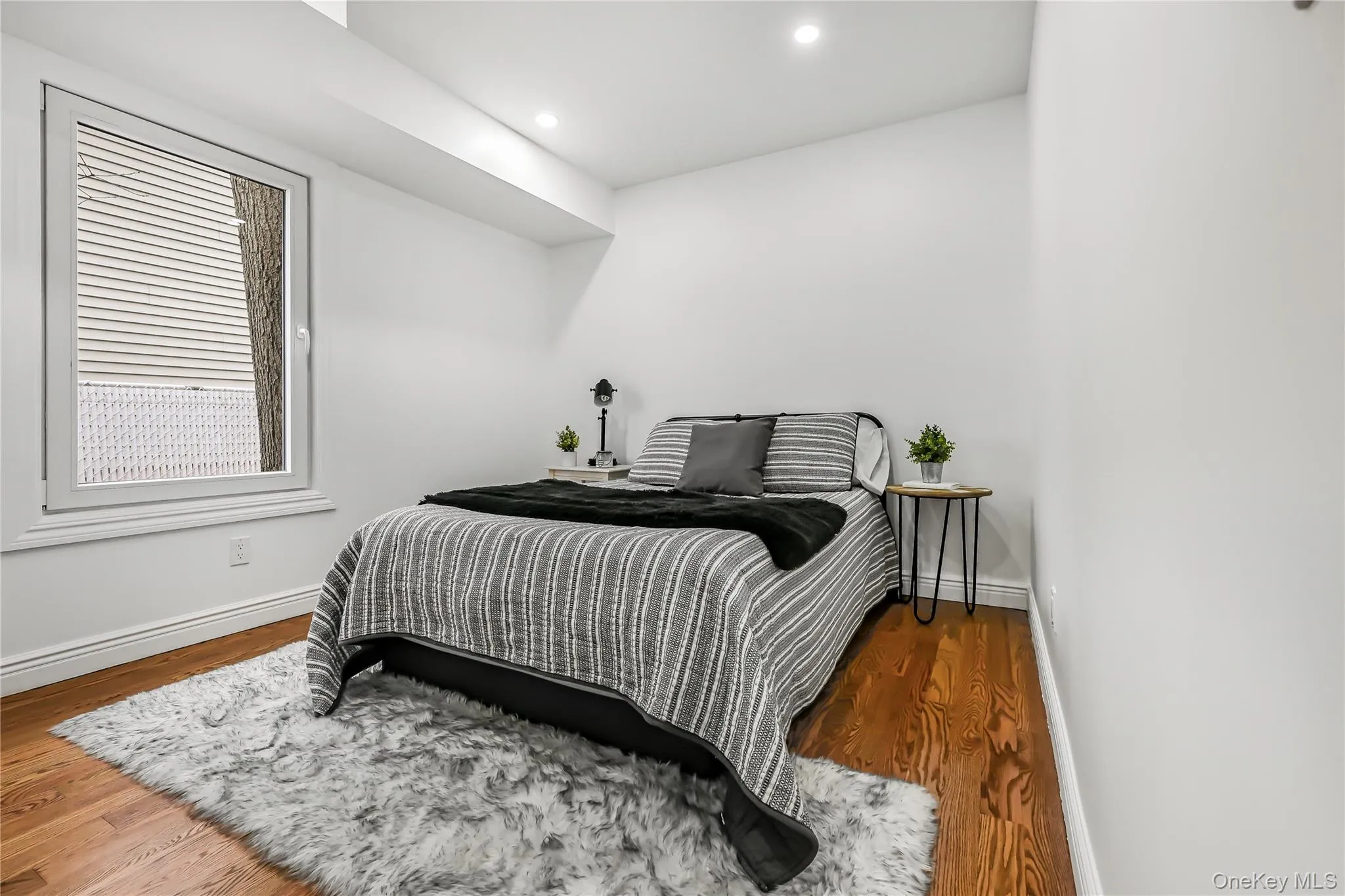 214 Oak Neck, Islip, NY, 4 Bedroom Bedrooms, 10 Room Rooms,3 BathroomBathrooms,Residential Lease,For Rent,Oak Neck,0,1054303 214 Oak Neck, Islip, NY, 4 Bedroom Bedrooms, 10 Room Rooms,3 BathroomBathrooms,Residential Lease,For Rent,Oak Neck,0,1054303