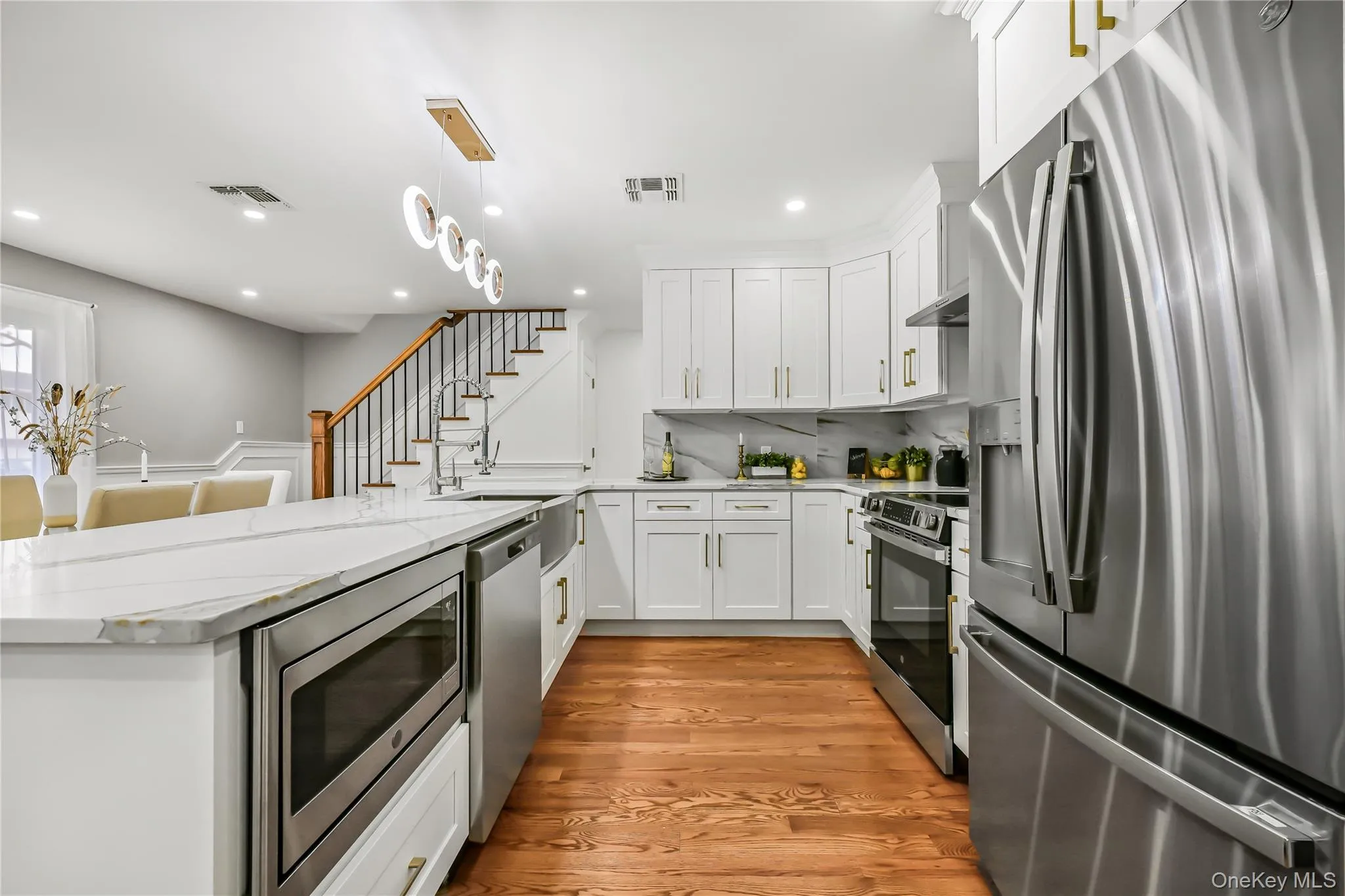 214 Oak Neck, Islip, NY, 4 Bedroom Bedrooms, 10 Room Rooms,3 BathroomBathrooms,Residential Lease,For Rent,Oak Neck,0,1054303 214 Oak Neck, Islip, NY, 4 Bedroom Bedrooms, 10 Room Rooms,3 BathroomBathrooms,Residential Lease,For Rent,Oak Neck,0,1054303