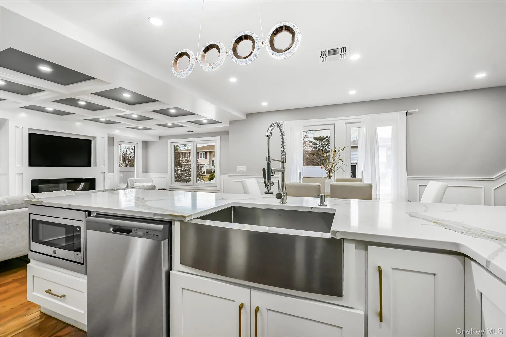 214 Oak Neck, Islip, NY, 4 Bedroom Bedrooms, 10 Room Rooms,3 BathroomBathrooms,Residential Lease,For Rent,Oak Neck,0,1054303 214 Oak Neck, Islip, NY, 4 Bedroom Bedrooms, 10 Room Rooms,3 BathroomBathrooms,Residential Lease,For Rent,Oak Neck,0,1054303