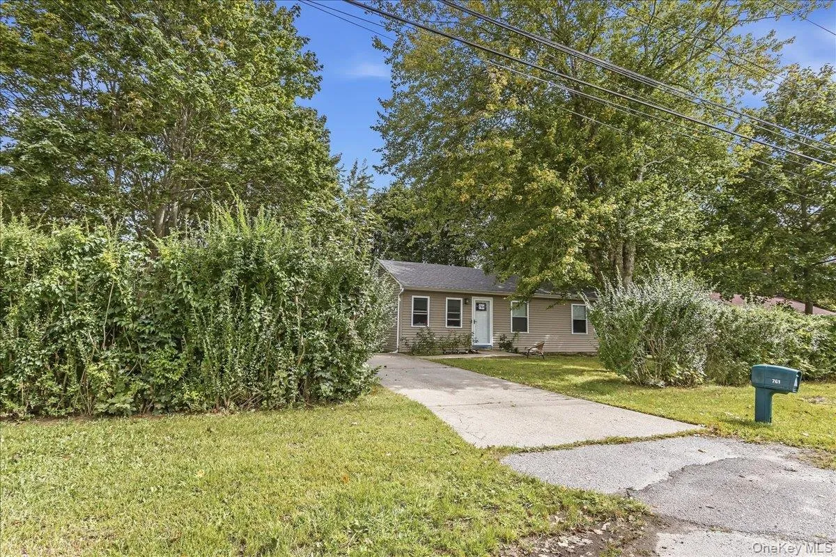 761 Provost Avenue, Brookhaven, NY, 3 Bedrooms Bedrooms, 5 Rooms Rooms,1 BathroomBathrooms,Residential,For Rent,Provost,0,1054306 761 Provost Avenue, Brookhaven, NY, 3 Bedrooms Bedrooms, 5 Rooms Rooms,1 BathroomBathrooms,Residential,For Rent,Provost,0,1054306