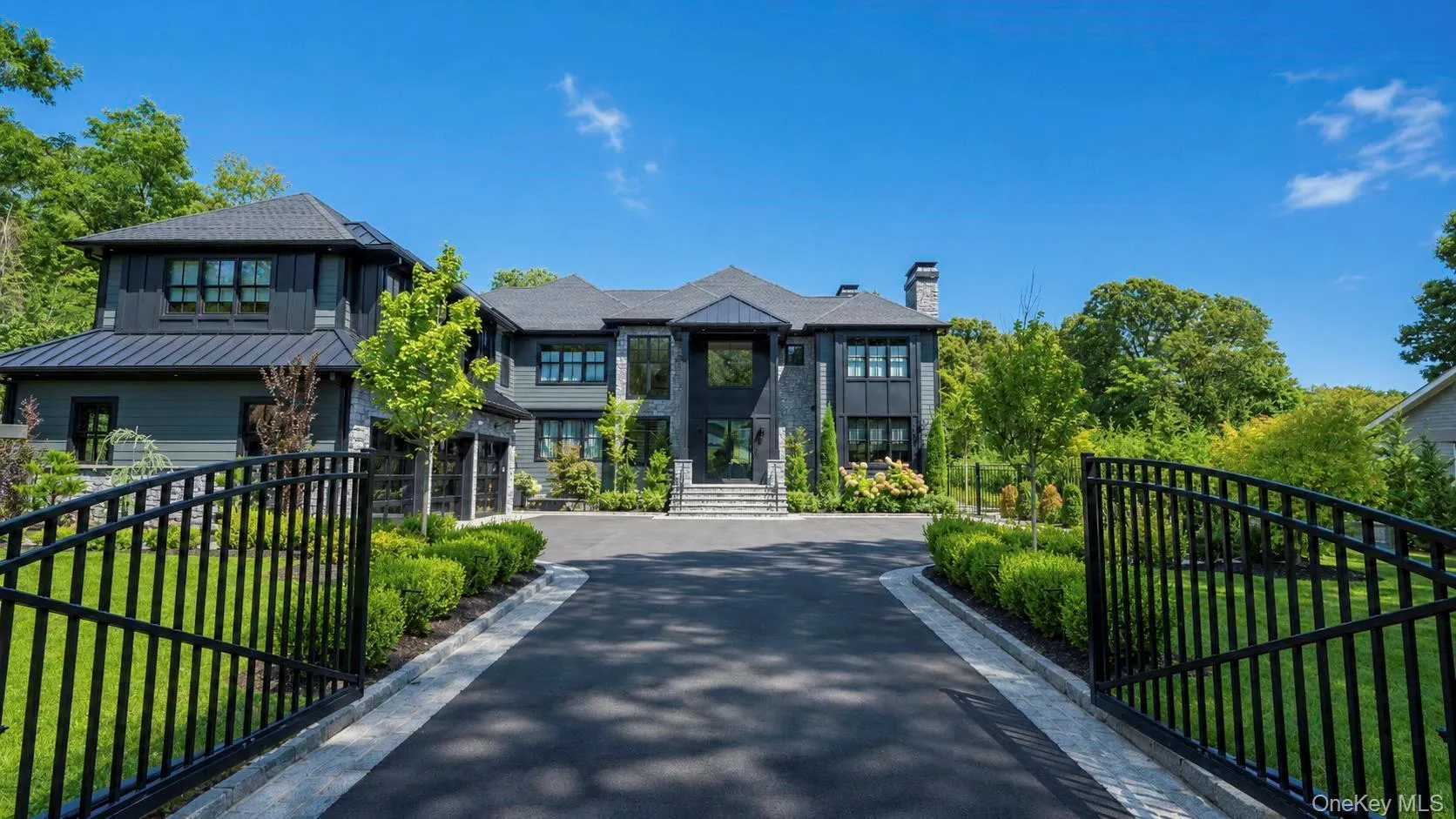 13 Sleepy Hollow Lane, Huntington, NY, 5 Bedrooms Bedrooms, 16 Rooms Rooms,4 BathroomsBathrooms,Residential,For Rent,Sleepy Hollow,0,1054317 13 Sleepy Hollow Lane, Huntington, NY, 5 Bedrooms Bedrooms, 16 Rooms Rooms,4 BathroomsBathrooms,Residential,For Rent,Sleepy Hollow,0,1054317