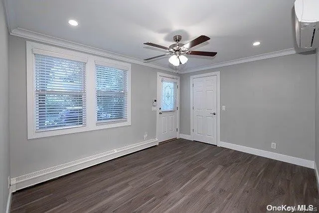11 Prospect Street, Huntington, NY, 1 Bedroom Bedrooms, 4 Rooms Rooms,1 BathroomBathrooms,Residential Lease,For Rent,Prospect,0,1054318 11 Prospect Street, Huntington, NY, 1 Bedroom Bedrooms, 4 Rooms Rooms,1 BathroomBathrooms,Residential Lease,For Rent,Prospect,0,1054318