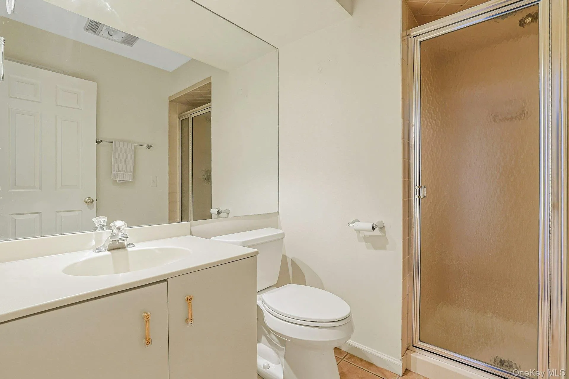 569 Heritage Hills Dr, Somers, NY, 2 Bedrooms Bedrooms, 5 Rooms Rooms,2 BathroomsBathrooms,Residential,For Rent,Heritage Hills Dr,0,1054321 569 Heritage Hills Dr, Somers, NY, 2 Bedrooms Bedrooms, 5 Rooms Rooms,2 BathroomsBathrooms,Residential,For Rent,Heritage Hills Dr,0,1054321
