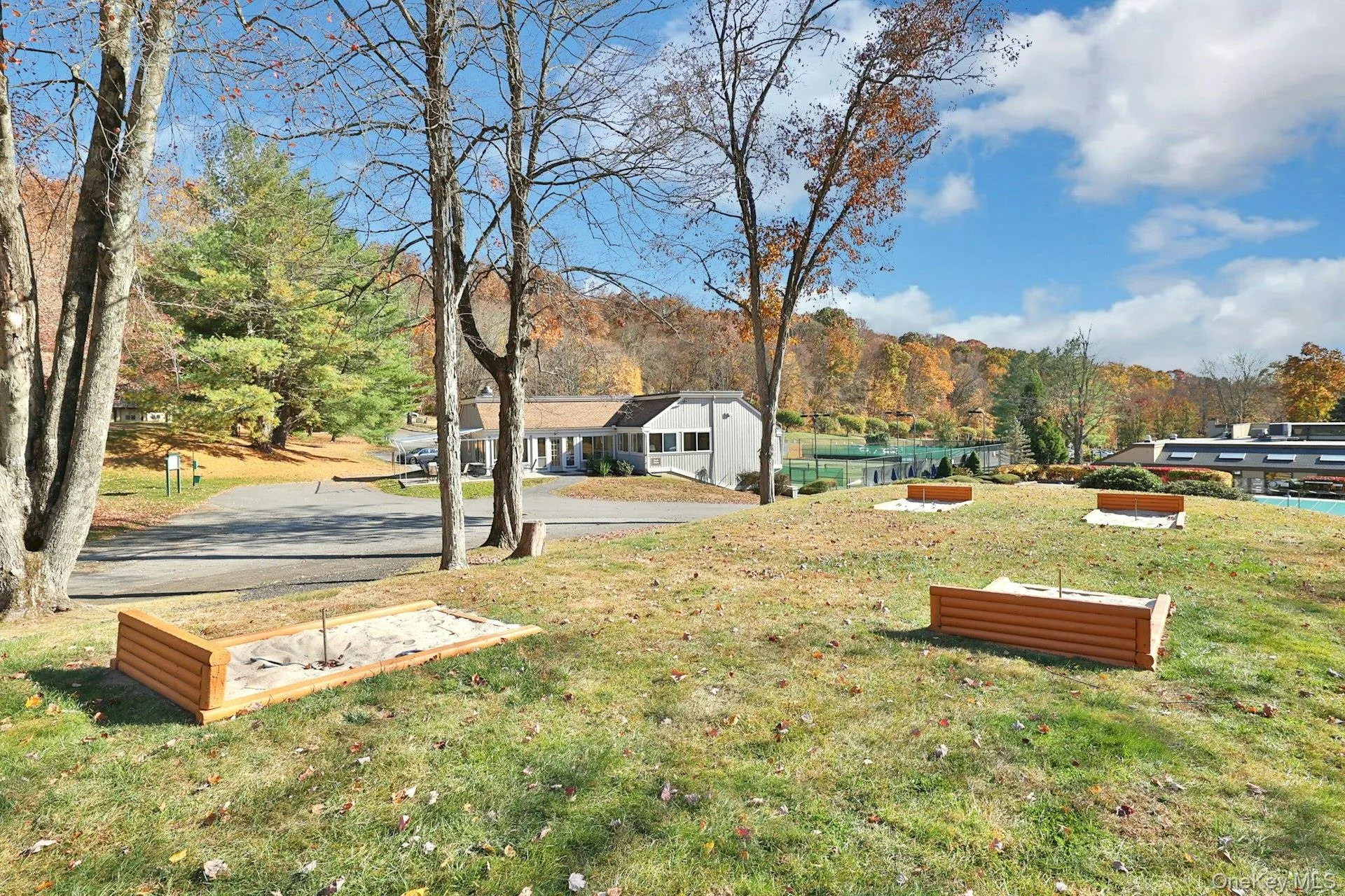 569 Heritage Hills Dr, Somers, NY, 2 Bedrooms Bedrooms, 5 Rooms Rooms,2 BathroomsBathrooms,Residential,For Rent,Heritage Hills Dr,0,1054321 569 Heritage Hills Dr, Somers, NY, 2 Bedrooms Bedrooms, 5 Rooms Rooms,2 BathroomsBathrooms,Residential,For Rent,Heritage Hills Dr,0,1054321
