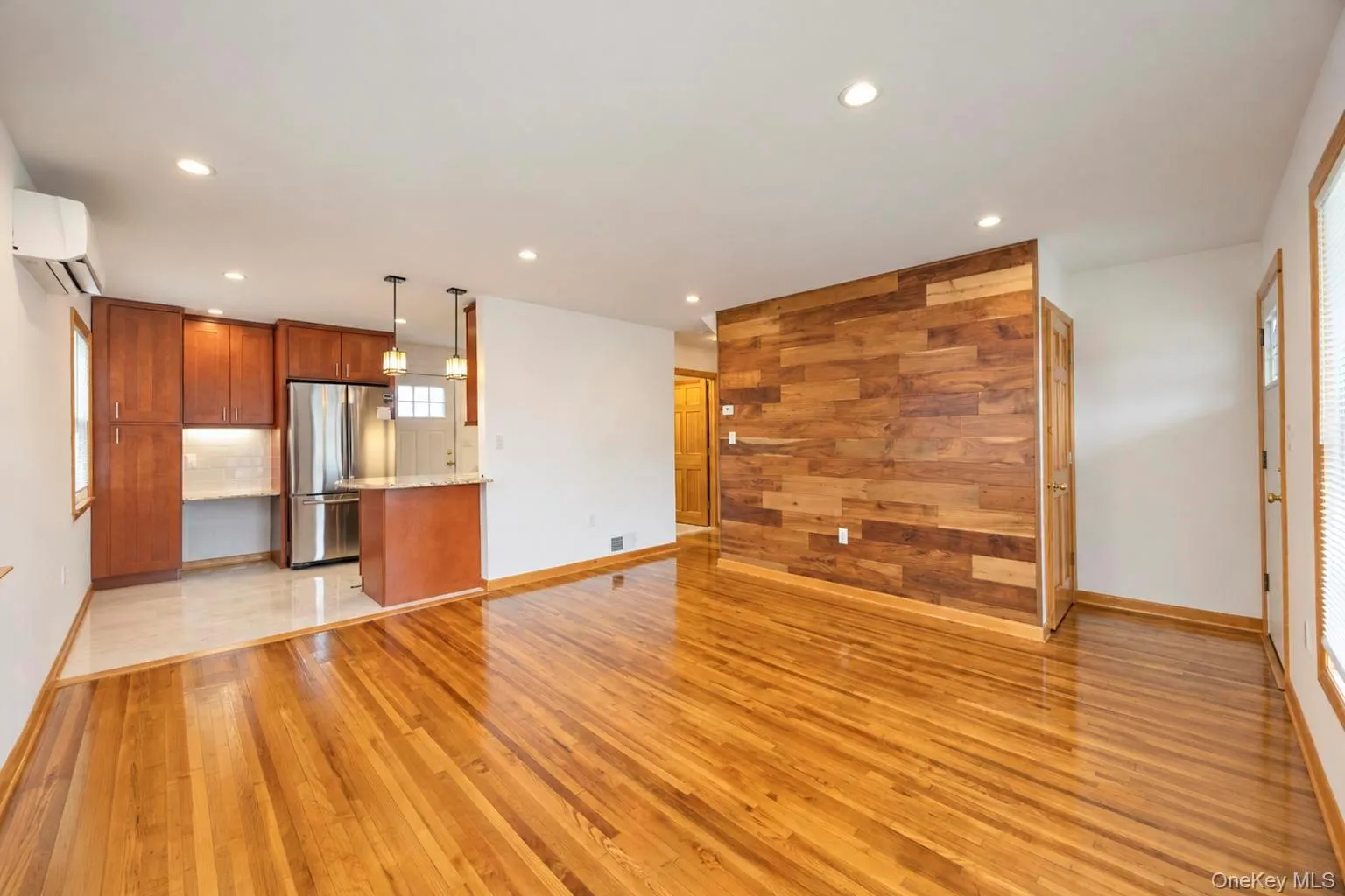30 Mc Alester Avenue, Oyster Bay, NY, 4 Bedrooms Bedrooms, 8 Rooms Rooms,3 BathroomsBathrooms,Residential,For Rent,Mc Alester,0,1054322 30 Mc Alester Avenue, Oyster Bay, NY, 4 Bedrooms Bedrooms, 8 Rooms Rooms,3 BathroomsBathrooms,Residential,For Rent,Mc Alester,0,1054322