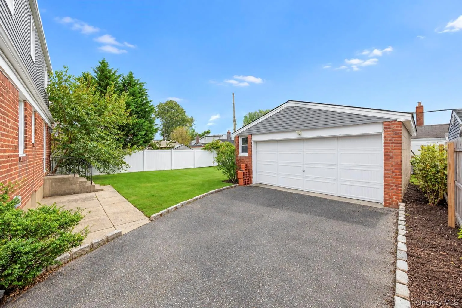 30 Mc Alester Avenue, Oyster Bay, NY, 4 Bedrooms Bedrooms, 8 Rooms Rooms,3 BathroomsBathrooms,Residential,For Rent,Mc Alester,0,1054322 30 Mc Alester Avenue, Oyster Bay, NY, 4 Bedrooms Bedrooms, 8 Rooms Rooms,3 BathroomsBathrooms,Residential,For Rent,Mc Alester,0,1054322
