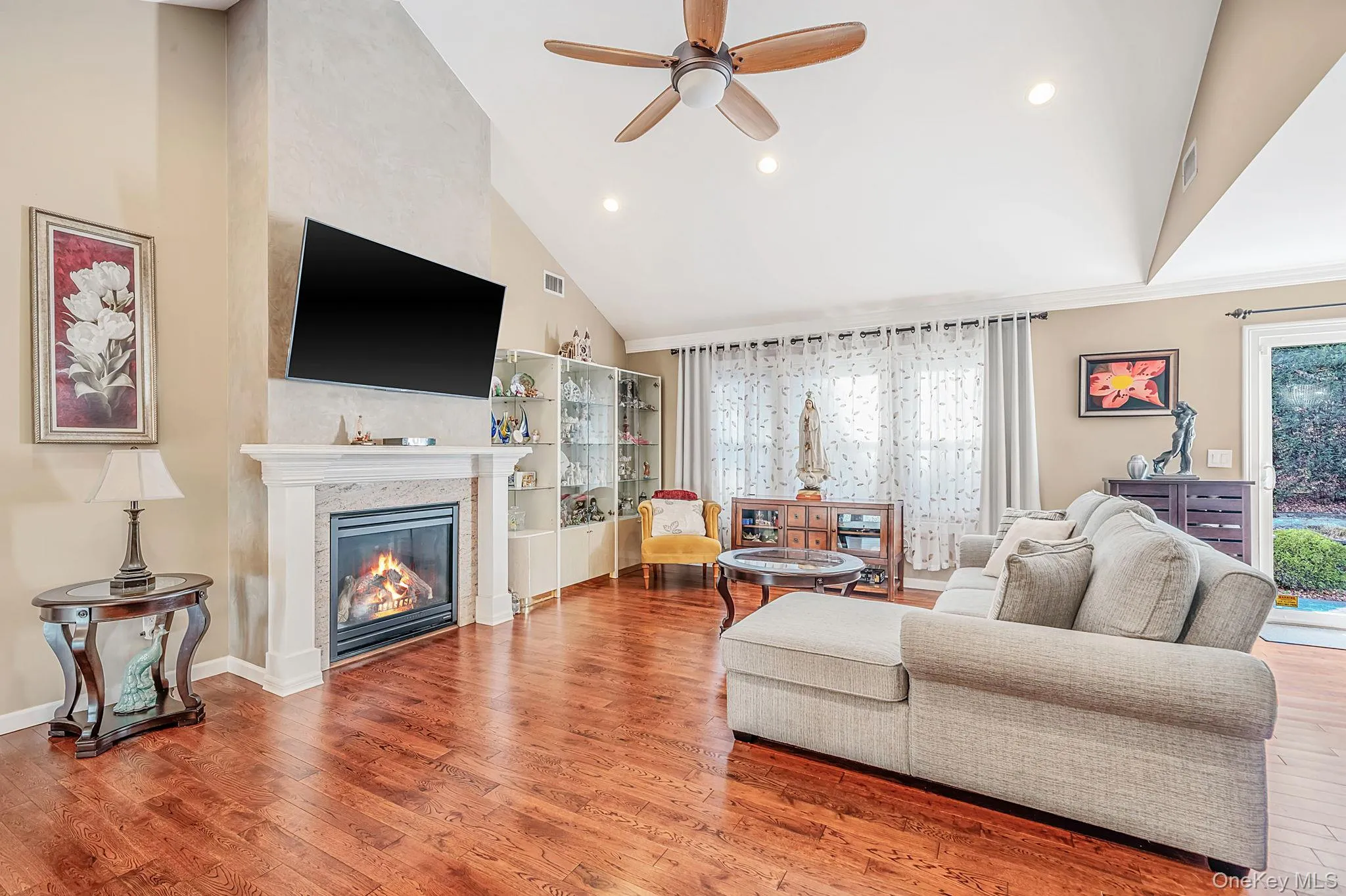 38 Cleary Road, Brookhaven, NY, 4 Bedrooms Bedrooms, 12 Rooms Rooms,3 BathroomsBathrooms,Residential,For Rent,Cleary,0,1054325 38 Cleary Road, Brookhaven, NY, 4 Bedrooms Bedrooms, 12 Rooms Rooms,3 BathroomsBathrooms,Residential,For Rent,Cleary,0,1054325