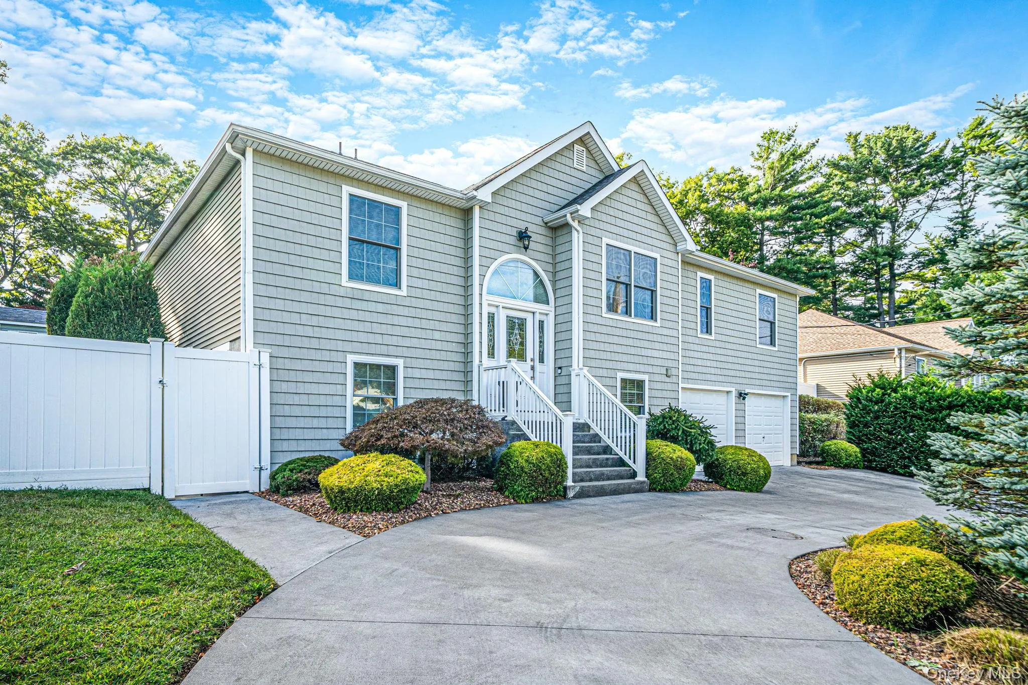 38 Cleary Road, Brookhaven, NY, 4 Bedrooms Bedrooms, 12 Rooms Rooms,3 BathroomsBathrooms,Residential,For Rent,Cleary,0,1054325 38 Cleary Road, Brookhaven, NY, 4 Bedrooms Bedrooms, 12 Rooms Rooms,3 BathroomsBathrooms,Residential,For Rent,Cleary,0,1054325