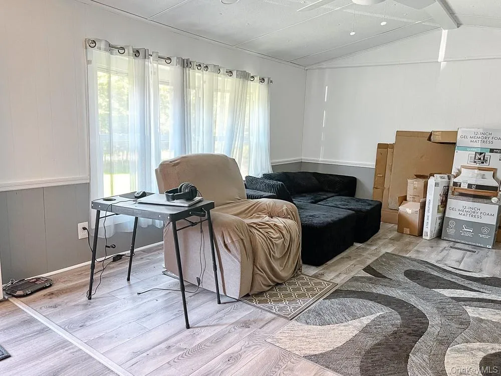 166 Seeman Road, Neversink, NY, 5 Bedrooms Bedrooms, 13 Rooms Rooms,2 BathroomsBathrooms,Residential,For Rent,Seeman,0,1054327 166 Seeman Road, Neversink, NY, 5 Bedrooms Bedrooms, 13 Rooms Rooms,2 BathroomsBathrooms,Residential,For Rent,Seeman,0,1054327