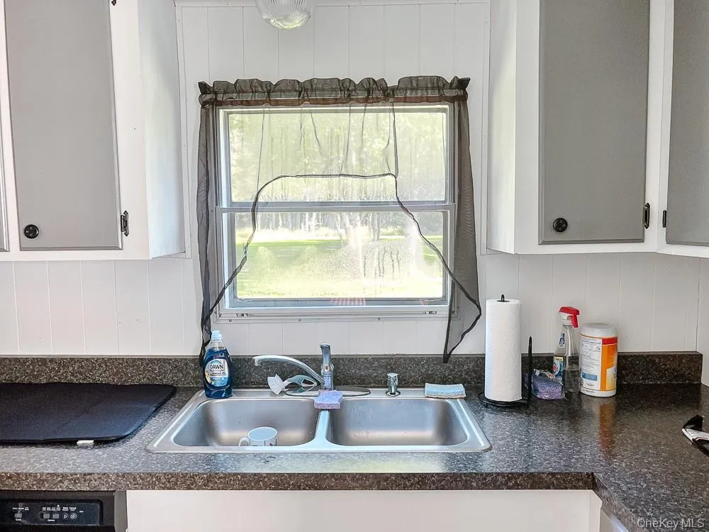 166 Seeman Road, Neversink, NY, 5 Bedrooms Bedrooms, 13 Rooms Rooms,2 BathroomsBathrooms,Residential,For Rent,Seeman,0,1054327 166 Seeman Road, Neversink, NY, 5 Bedrooms Bedrooms, 13 Rooms Rooms,2 BathroomsBathrooms,Residential,For Rent,Seeman,0,1054327
