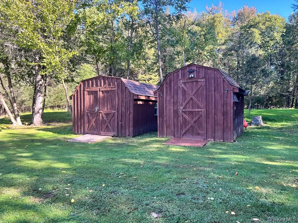 166 Seeman Road, Neversink, NY, 5 Bedrooms Bedrooms, 13 Rooms Rooms,2 BathroomsBathrooms,Residential,For Rent,Seeman,0,1054327 166 Seeman Road, Neversink, NY, 5 Bedrooms Bedrooms, 13 Rooms Rooms,2 BathroomsBathrooms,Residential,For Rent,Seeman,0,1054327