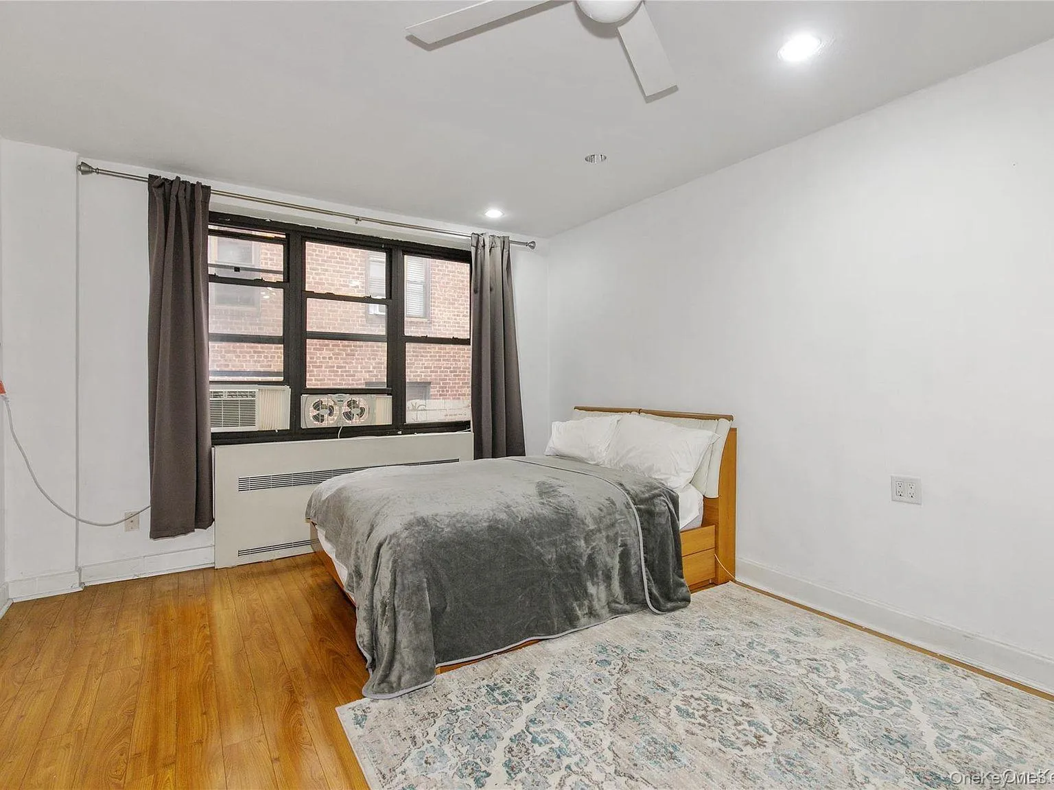 15 Canterbury Road, North Hempstead, NY, 1 Room Rooms,1 BathroomBathrooms,Residential,For Rent,Canterbury,0,1054330 15 Canterbury Road, North Hempstead, NY, 1 Room Rooms,1 BathroomBathrooms,Residential,For Rent,Canterbury,0,1054330