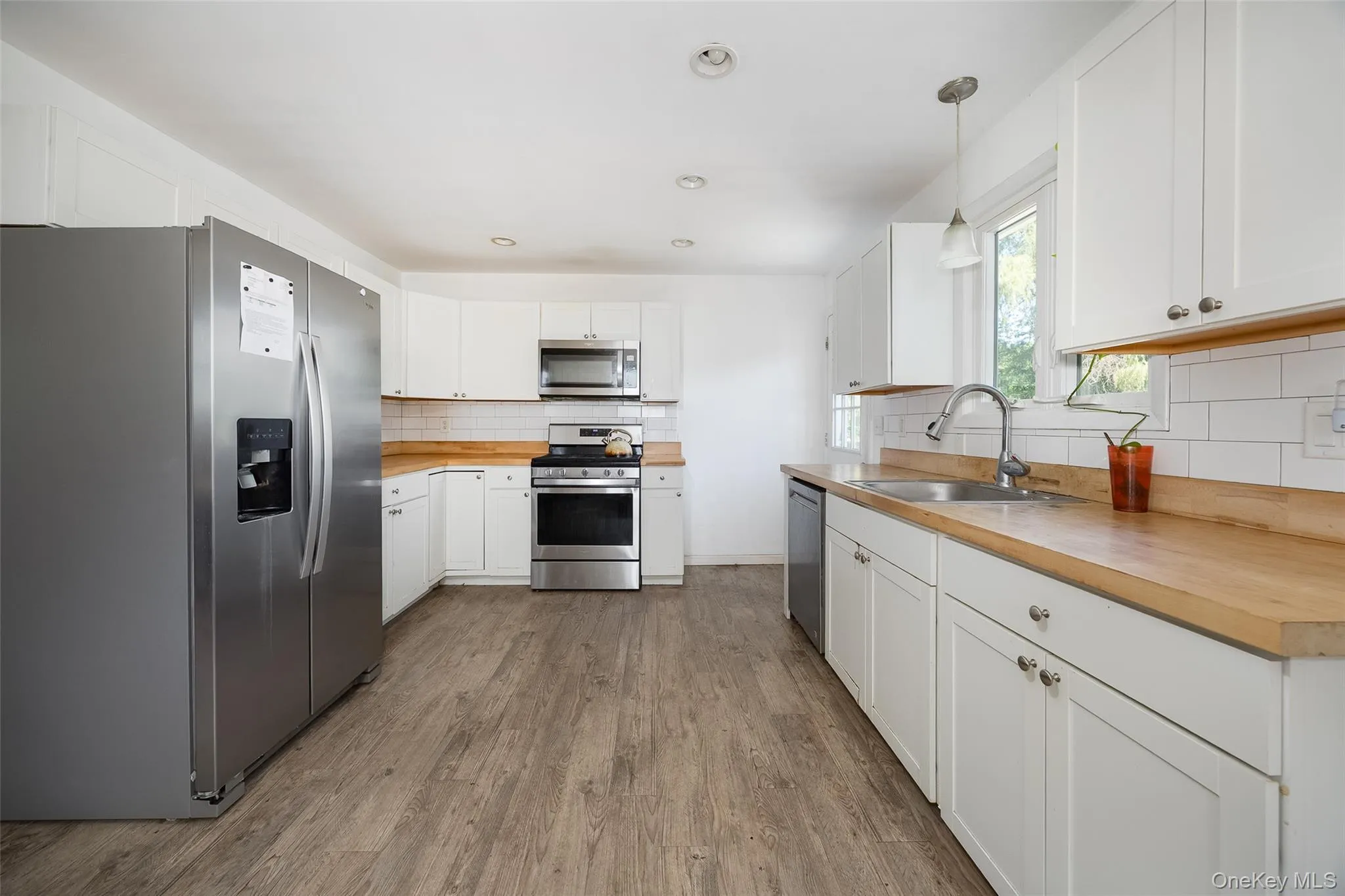 44 Woods Road, Red Hook, NY, 3 Bedrooms Bedrooms, 9 Rooms Rooms,2 BathroomsBathrooms,Residential,For Rent,Woods,0,1054333 44 Woods Road, Red Hook, NY, 3 Bedrooms Bedrooms, 9 Rooms Rooms,2 BathroomsBathrooms,Residential,For Rent,Woods,0,1054333