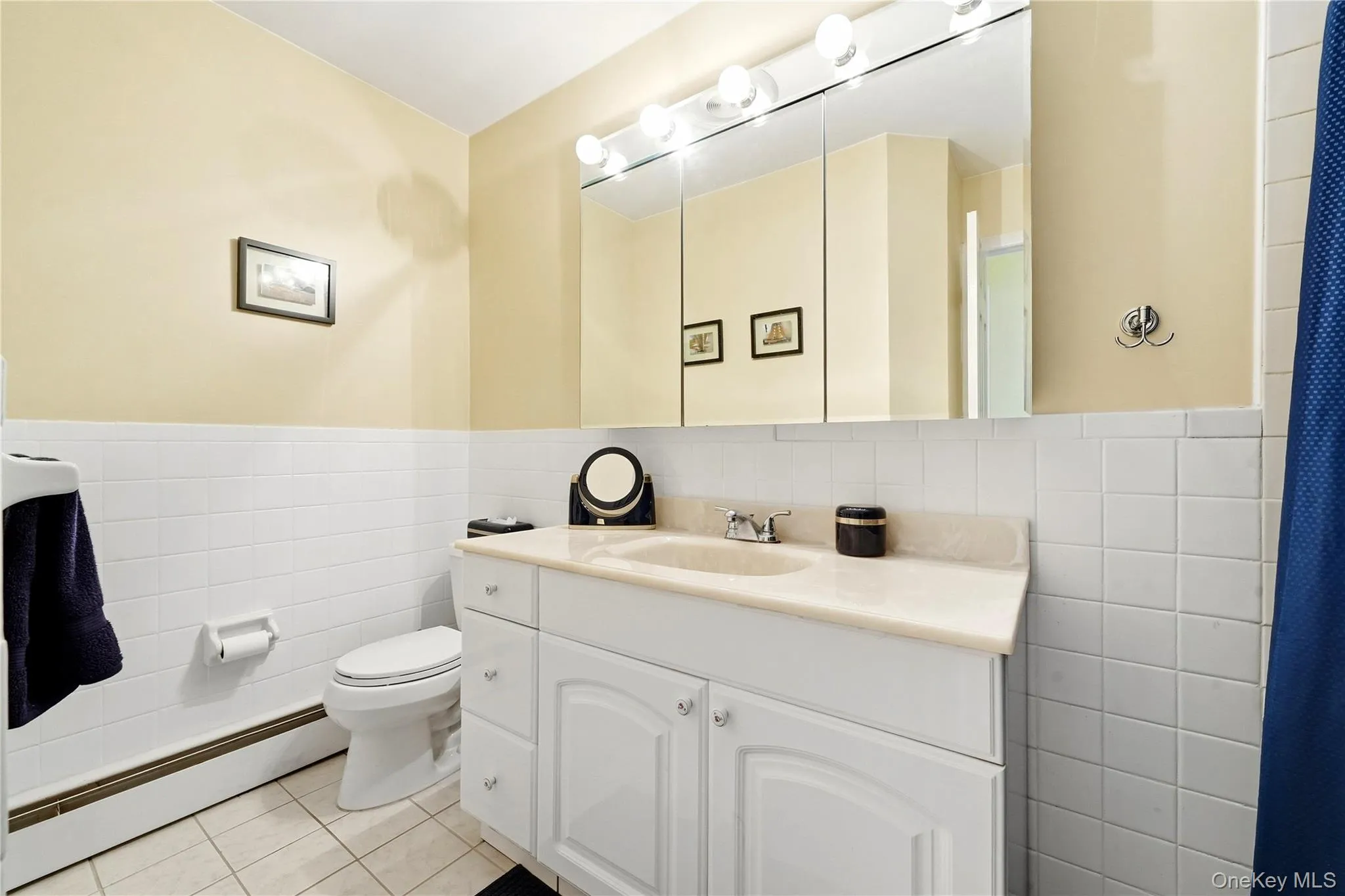 121 Drake Court, Islip, NY, 5 Bedrooms Bedrooms, 8 Rooms Rooms,3 BathroomsBathrooms,Residential,For Rent,Drake,0,1054341 121 Drake Court, Islip, NY, 5 Bedrooms Bedrooms, 8 Rooms Rooms,3 BathroomsBathrooms,Residential,For Rent,Drake,0,1054341