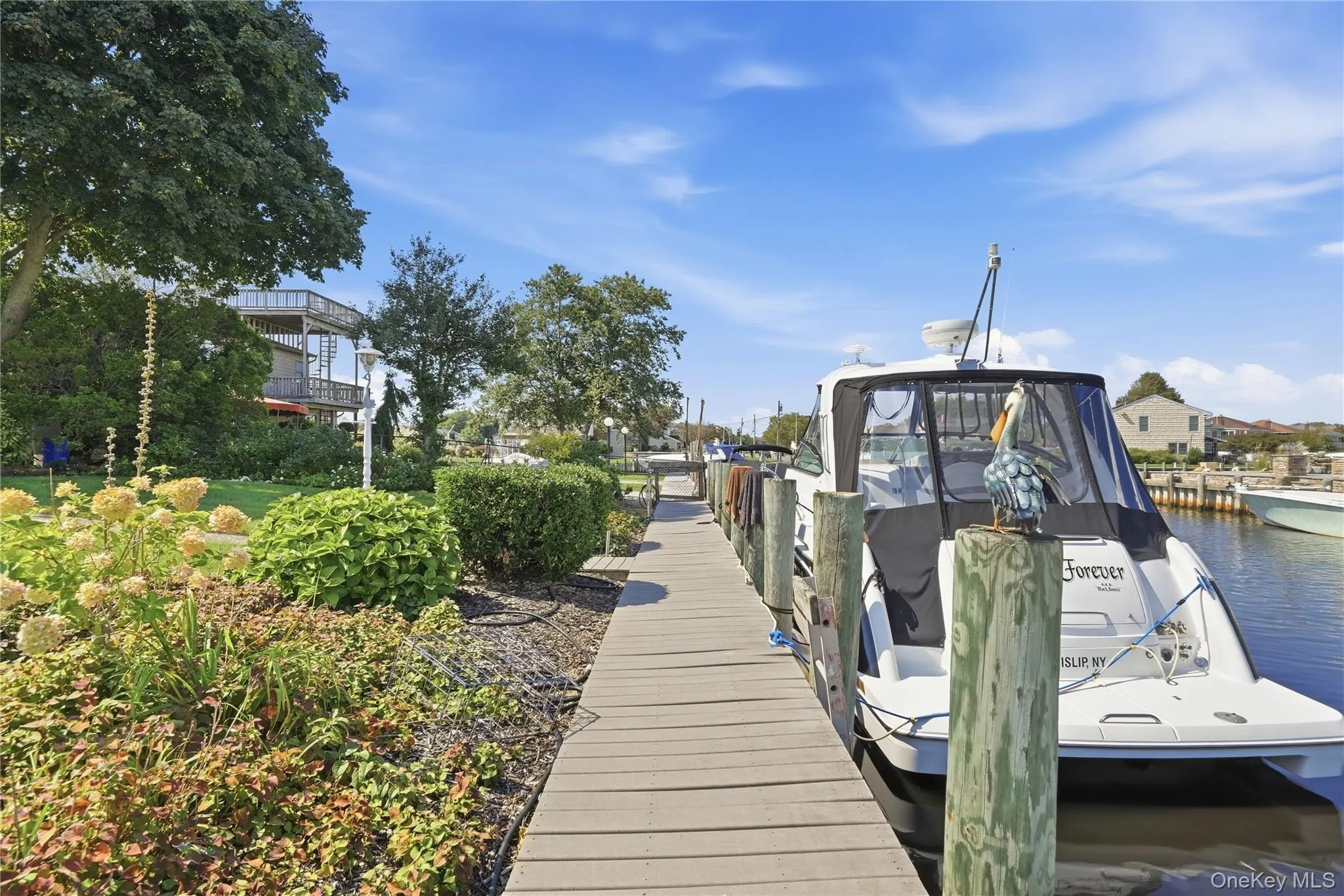 121 Drake Court, Islip, NY, 5 Bedrooms Bedrooms, 8 Rooms Rooms,3 BathroomsBathrooms,Residential,For Rent,Drake,0,1054341 121 Drake Court, Islip, NY, 5 Bedrooms Bedrooms, 8 Rooms Rooms,3 BathroomsBathrooms,Residential,For Rent,Drake,0,1054341