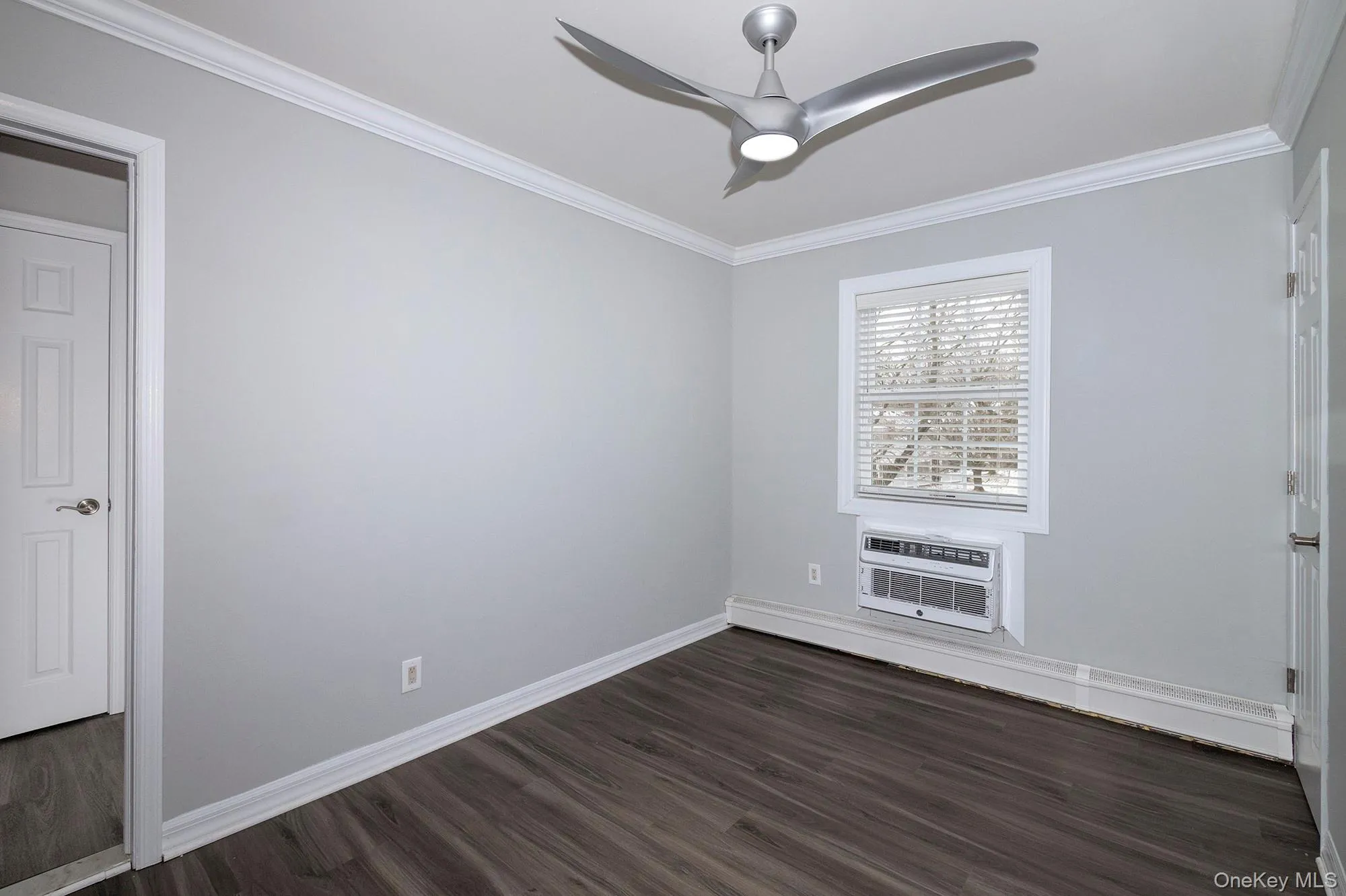 184 Hallock Road, Brookhaven, NY, 2 Bedroom Bedrooms, 5 Room Rooms,1 BathroomBathrooms,Residential Lease,For Rent,Hallock,0,1054343 184 Hallock Road, Brookhaven, NY, 2 Bedroom Bedrooms, 5 Room Rooms,1 BathroomBathrooms,Residential Lease,For Rent,Hallock,0,1054343